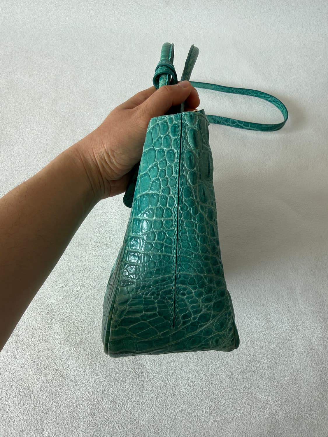 훌라(FURLA) 크로커 엠보 토트백(크로스 가능) 상품이미지7