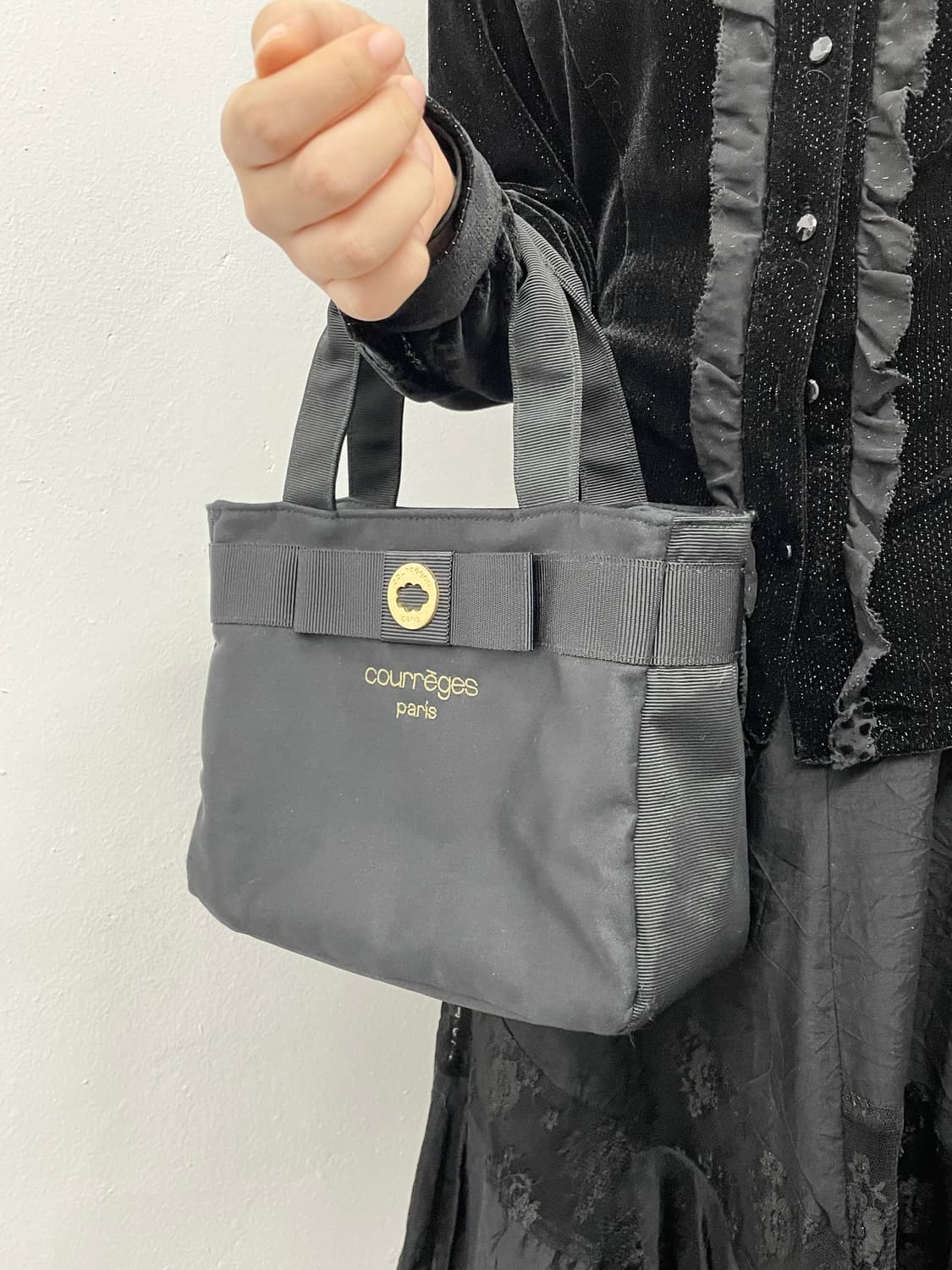 90‘s 꾸레쥬 로고 리본 토트백 상품이미지5