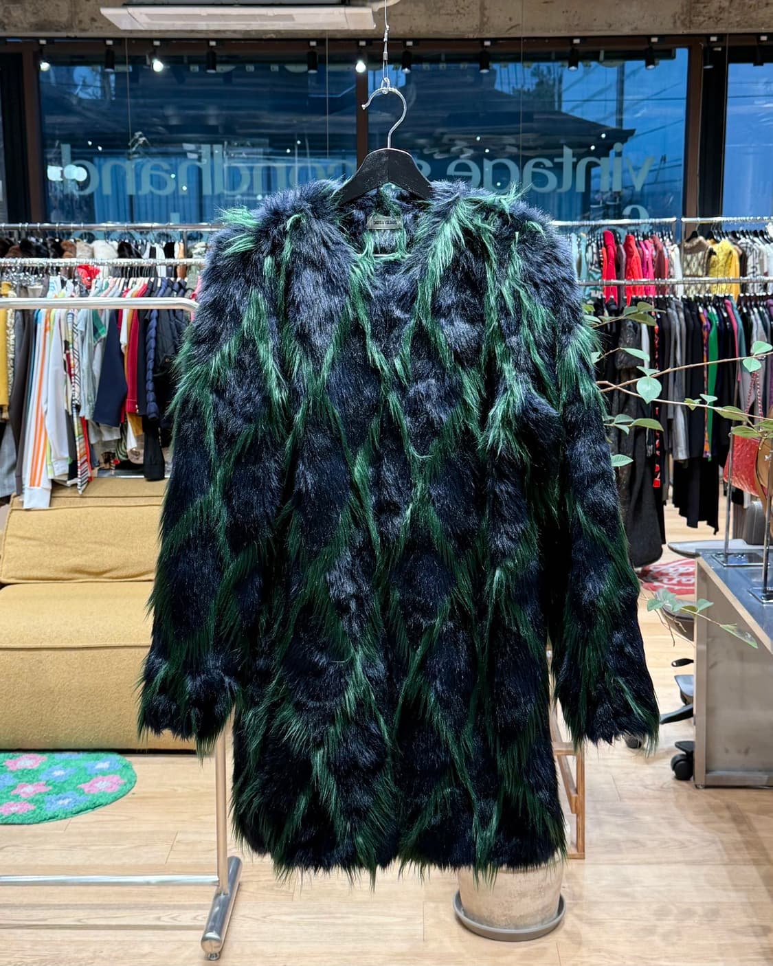 쟈딕 앤 볼테르 블루 그린 패턴 퍼 코트 상품이미지1