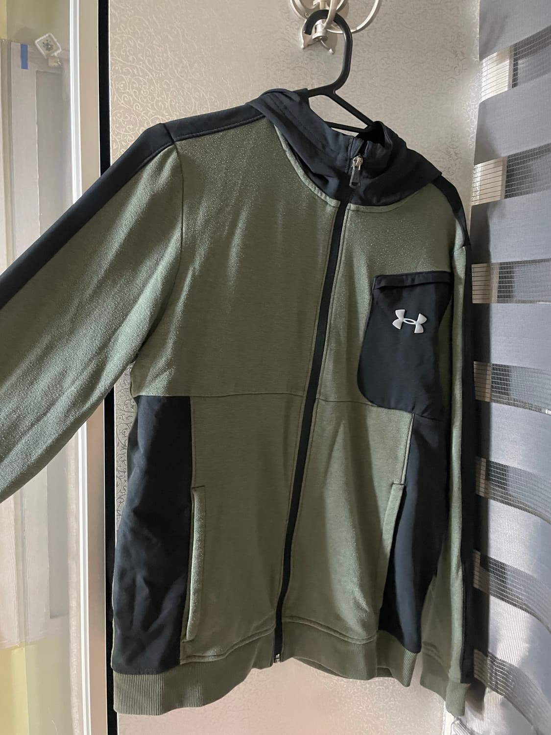 언더아머 집업 M 상품이미지1