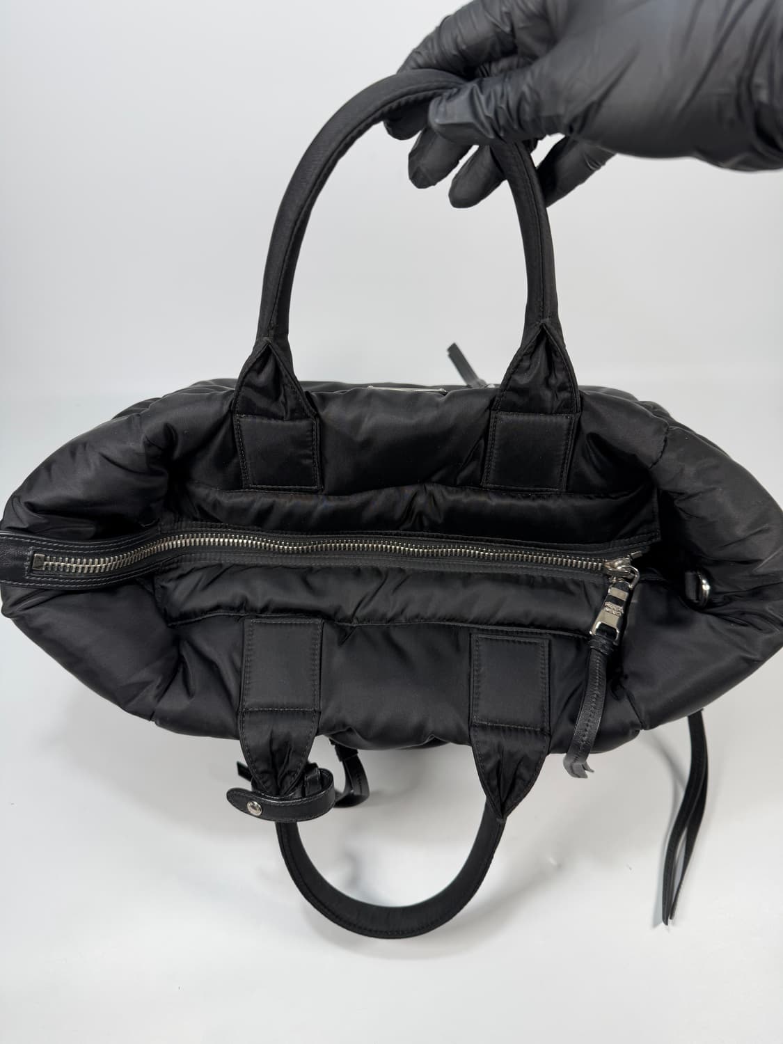 프라다 테수토 봄버 토트백 상품이미지7