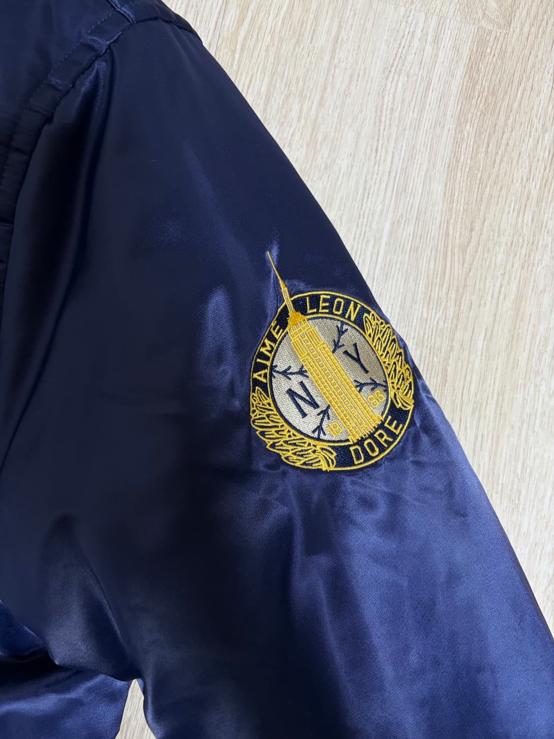 에임레온도르 양면 바시티 자켓 점퍼 M 상품이미지3