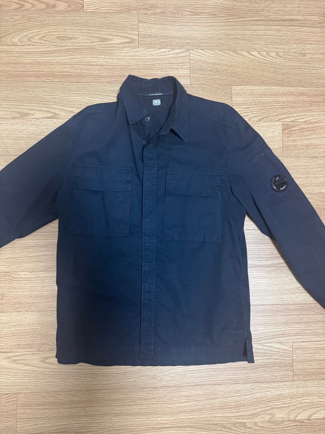 cp컴퍼니 셔츠 상품이미지1