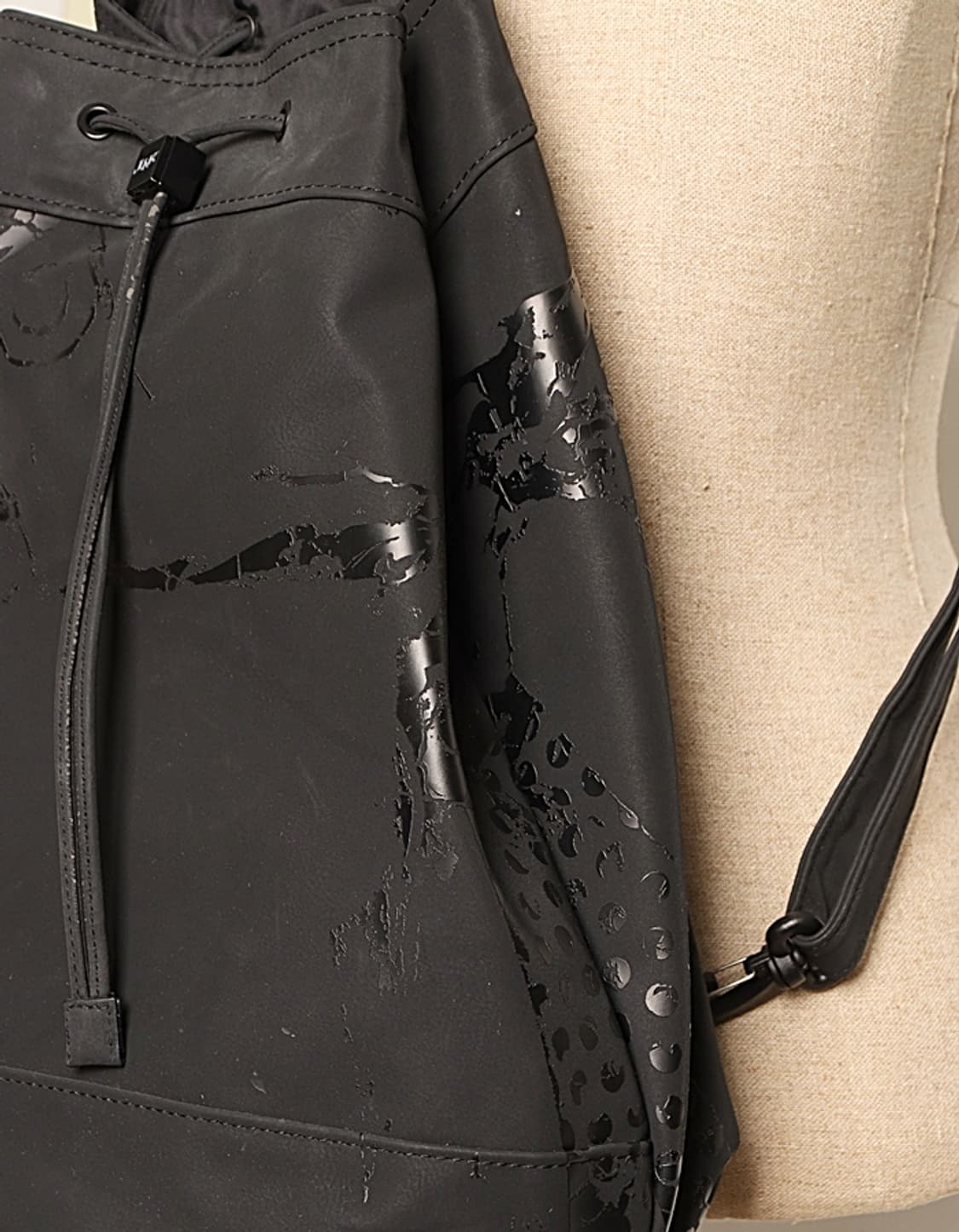 KENSHI YONEZU P.V.C RuckSack 상품이미지4