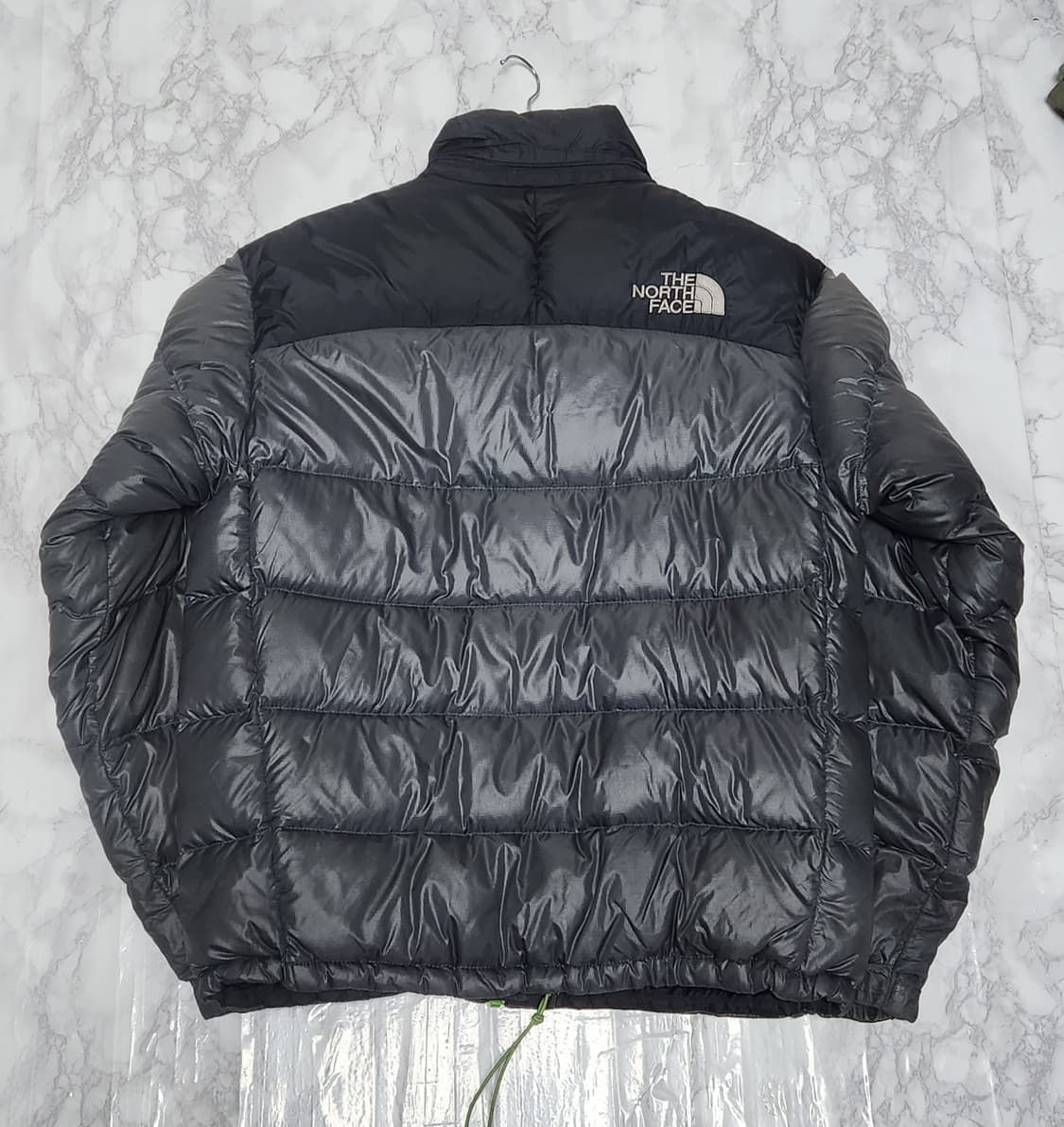 노스페이스 700 눕시 그레이 패딩 자켓 상품이미지4