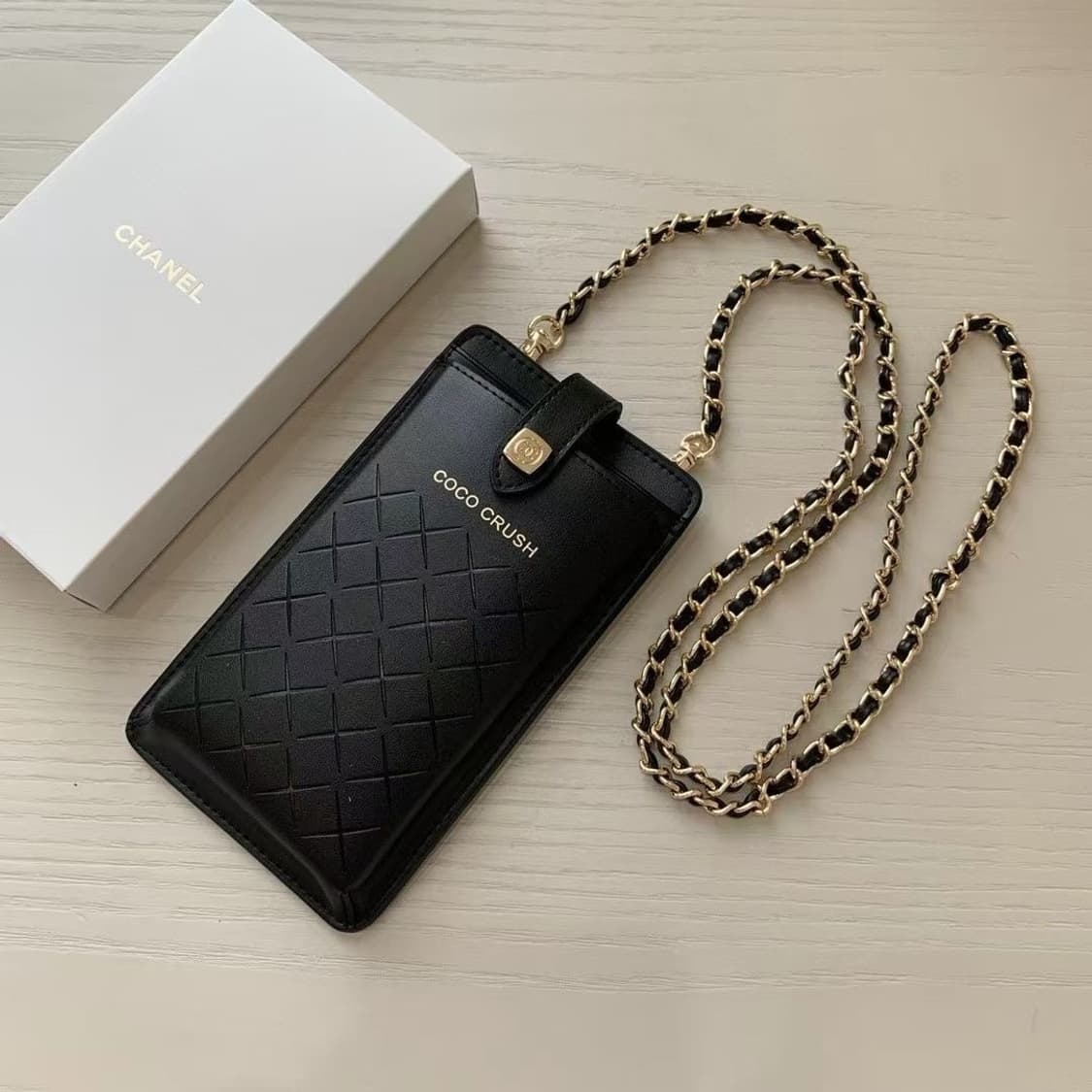 샤넬뷰티 코코크러쉬 폰 홀더 크로스백 블랙 상품이미지2