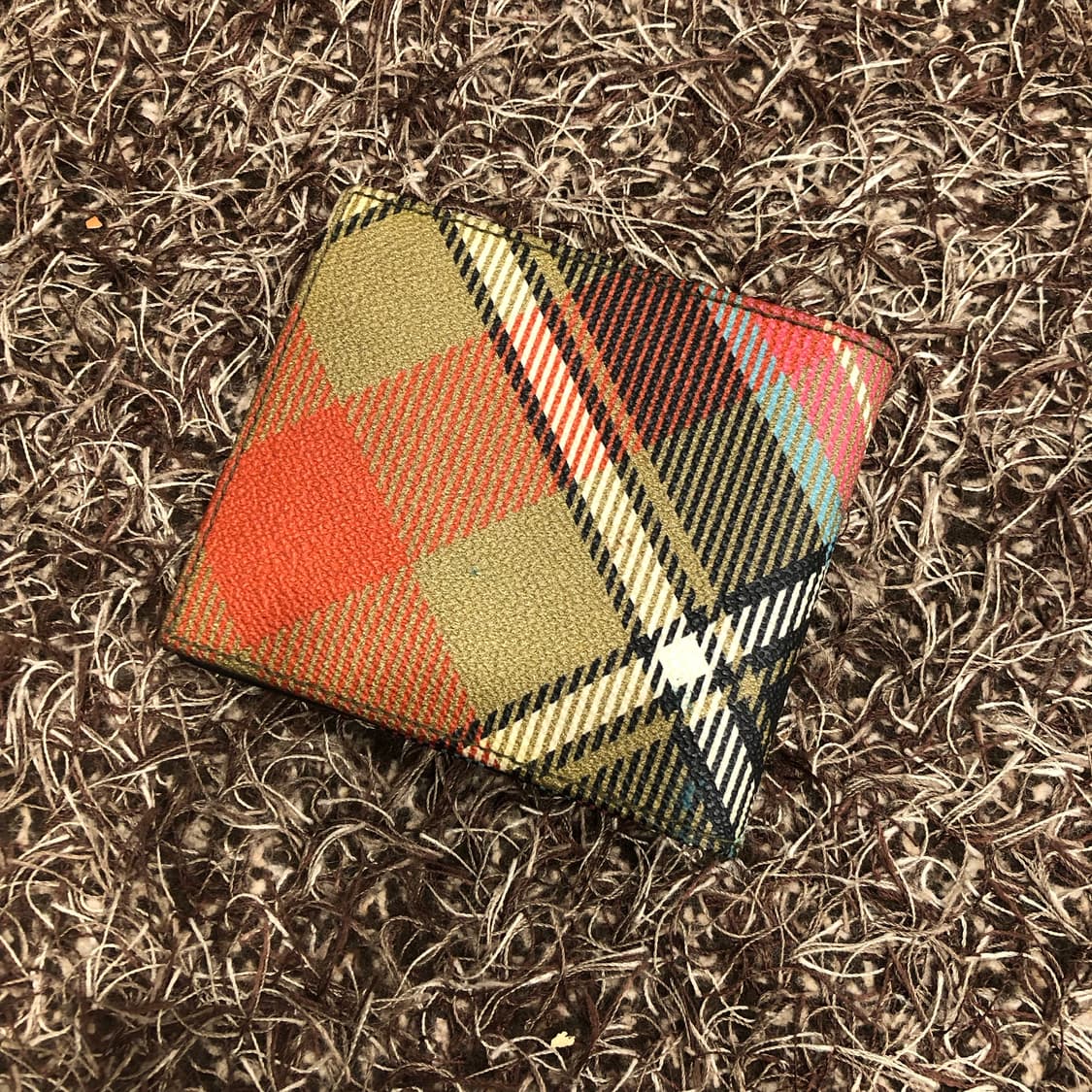 비비안웨스트우드 체크 반지갑 상품이미지3