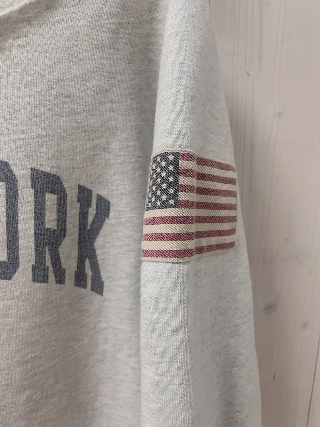 브랜디멜빌 뉴욕 오프숄더 그레이 스웻셔츠 맨투맨 상품이미지3