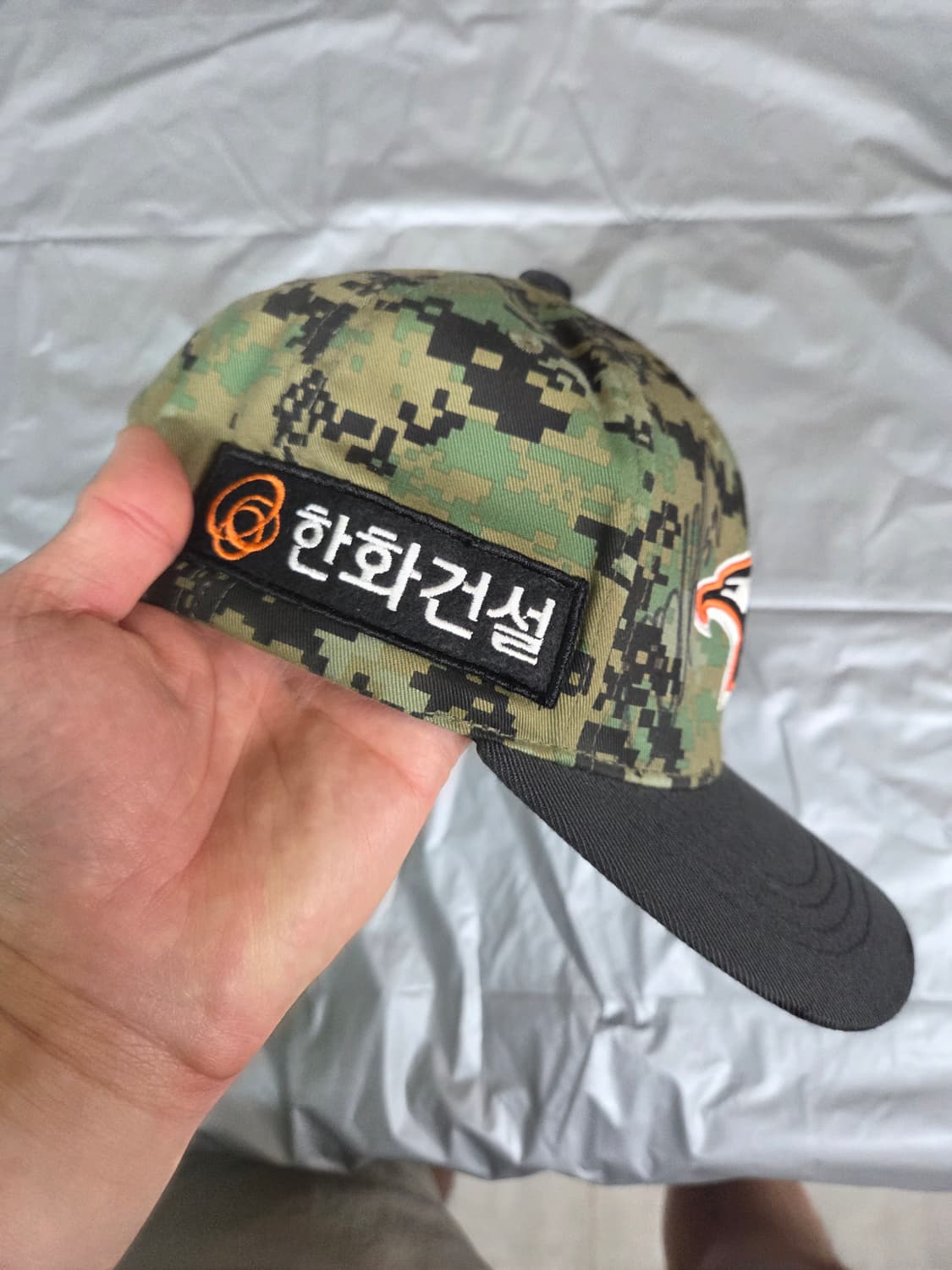 한화이글스 37 번 싸인 디지털카모 모자 프리  상품이미지2