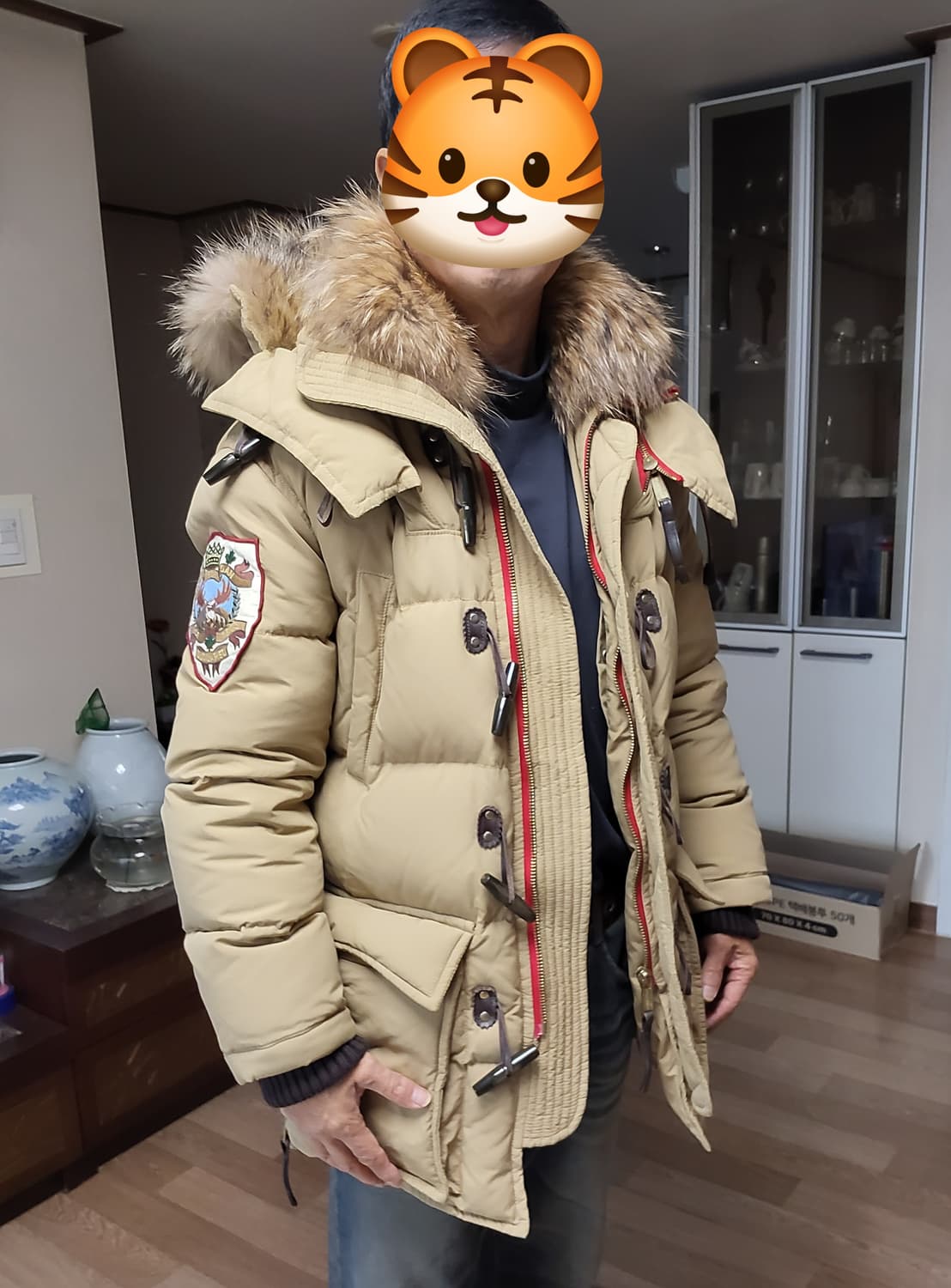 디스퀘어드 더블라쿤 방패패딩 상품이미지10