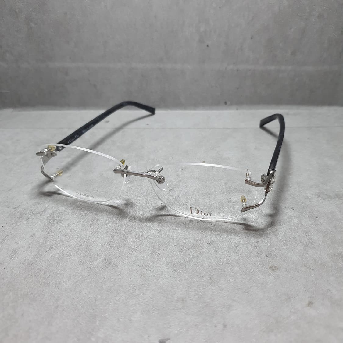 디올 CD7702J 무테 상품이미지1