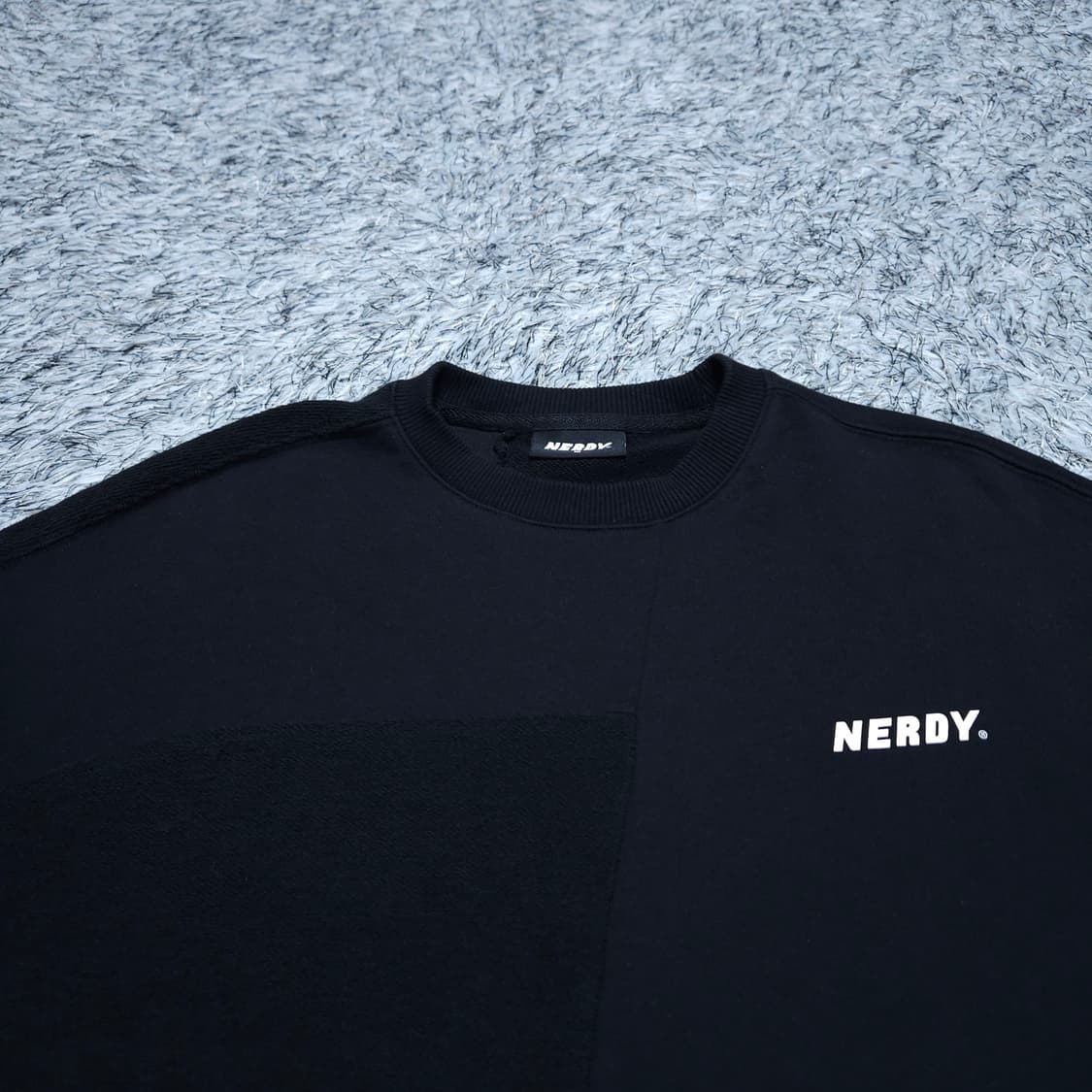 널디) M(100~) 남자 오버핏 검정맨투맨 스웨트셔츠 / 왕눈이샵 상품이미지4