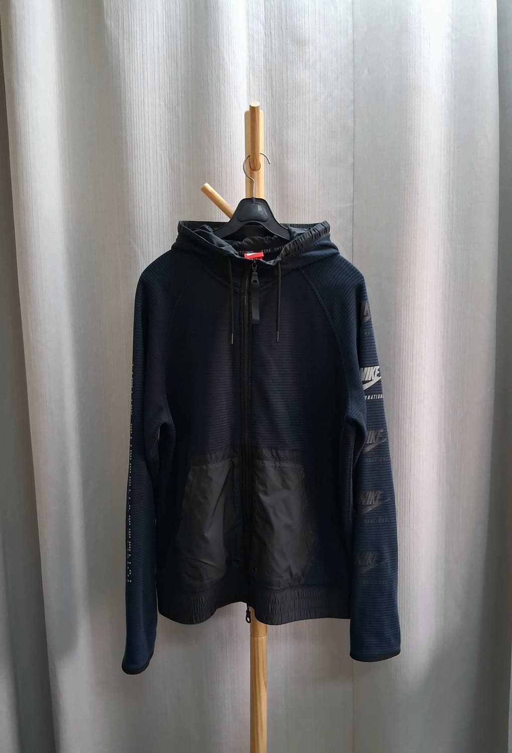 나이키 NIKE INTERNATIONAL 후드집업 XL 상품이미지1