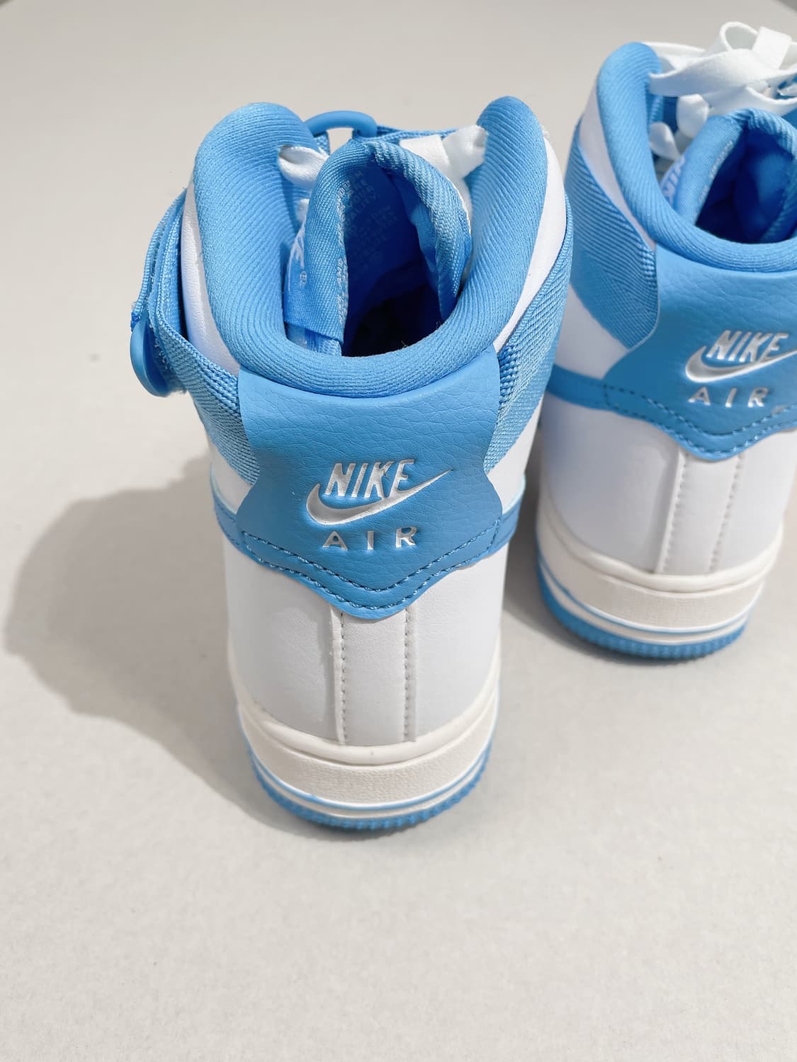 (정품/새상품) 나이키 여성 스카이블루 에어포스 하이 스니커즈 상품이미지6