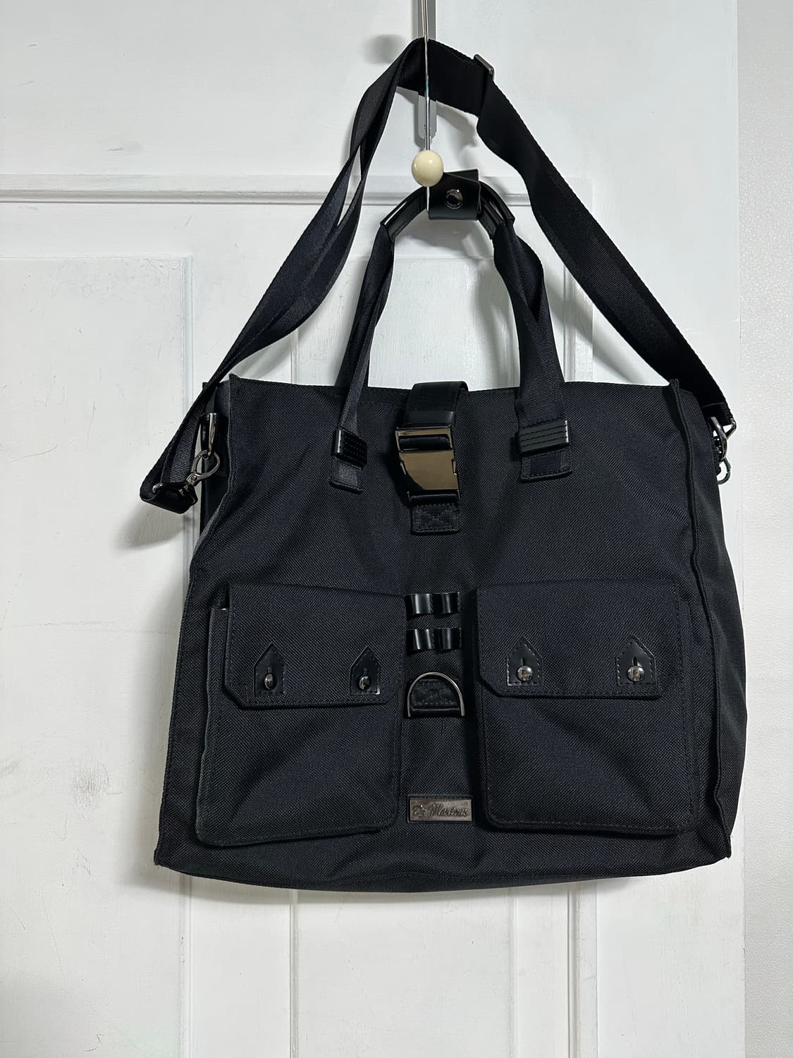 닥터마틴 투웨이 크로스백 상품이미지1