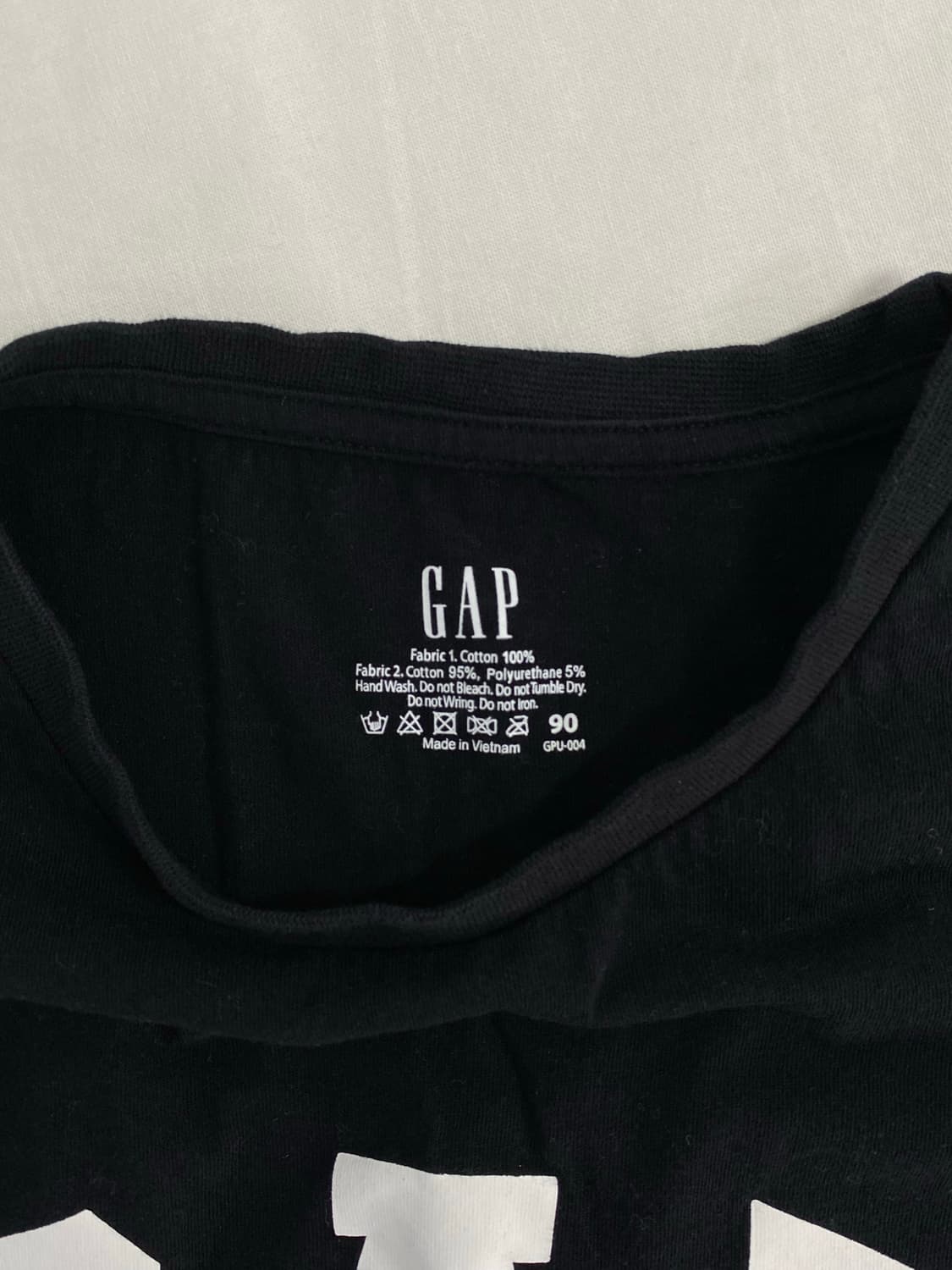 갭 GAP 블랙 반팔티 S 상품이미지3
