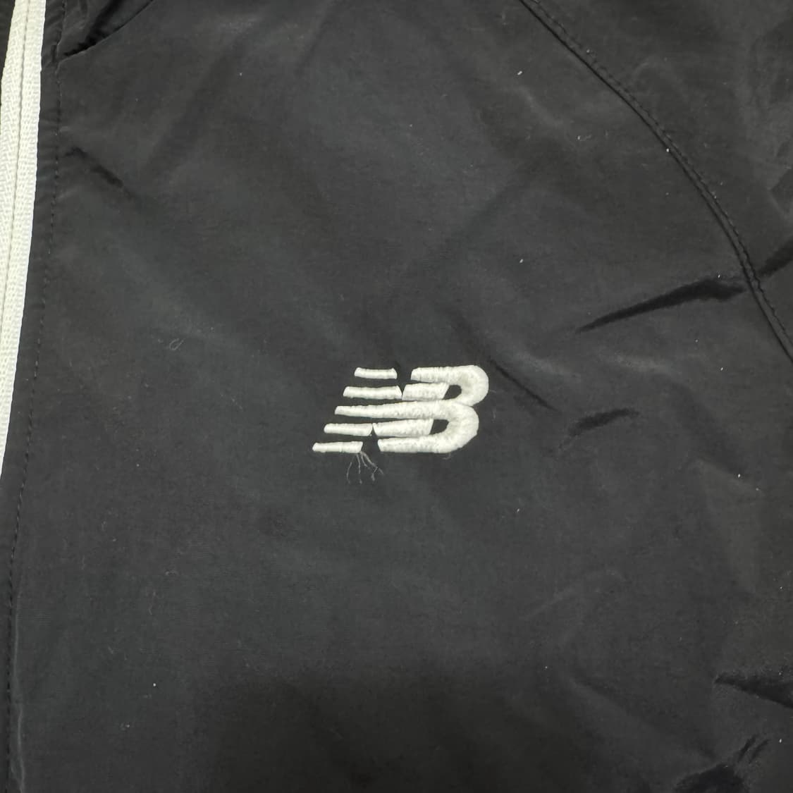 뉴발란스 올드스쿨 바람막이 자켓 상품이미지5