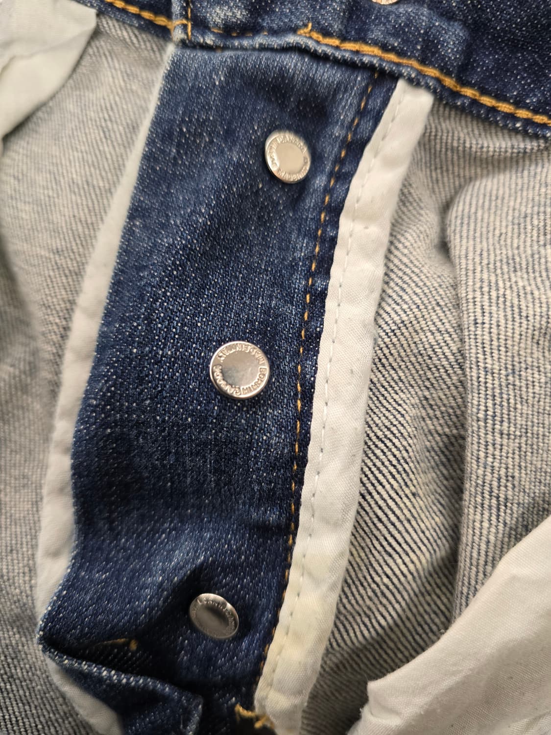 디스퀘어드2 남자 청바지.   싸이즈 32. 상품이미지7