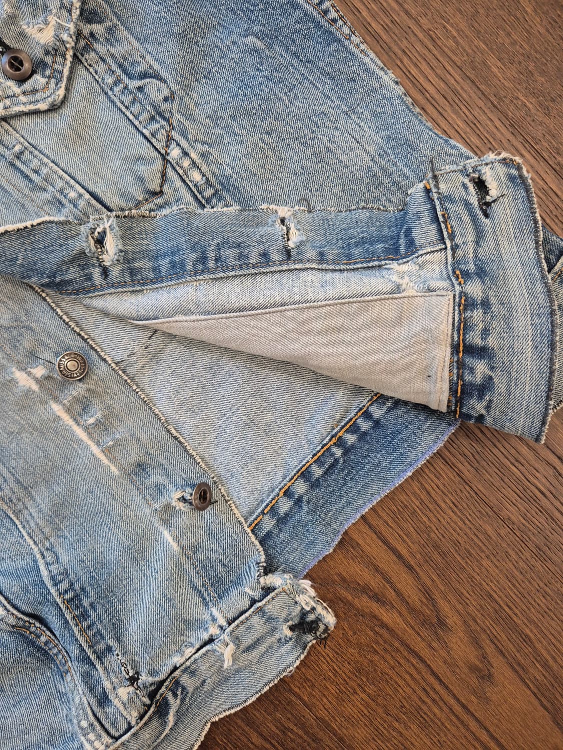 LEVI'S Wappen Pactchwork Cut-off Trucker 상품이미지5