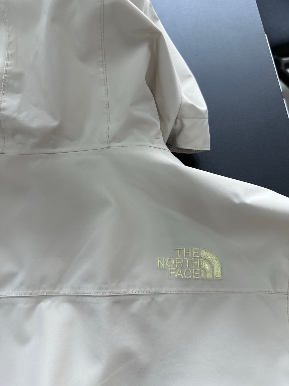 노스페이스 포켓 윈드브레이커 자켓 크림베이지 상품이미지9