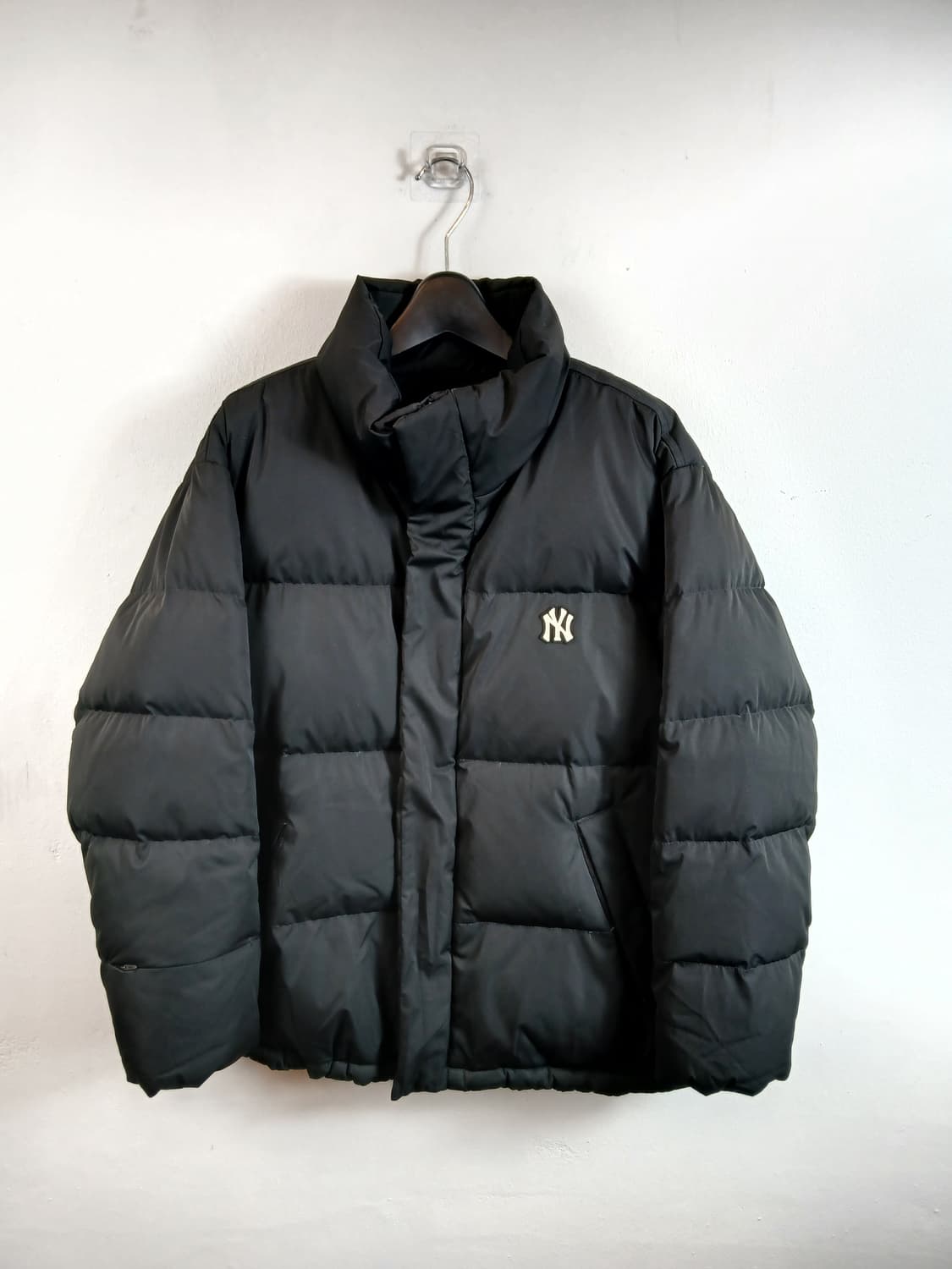 MLB NY 패딩 블랙 85 XS 새제품급 상품이미지1