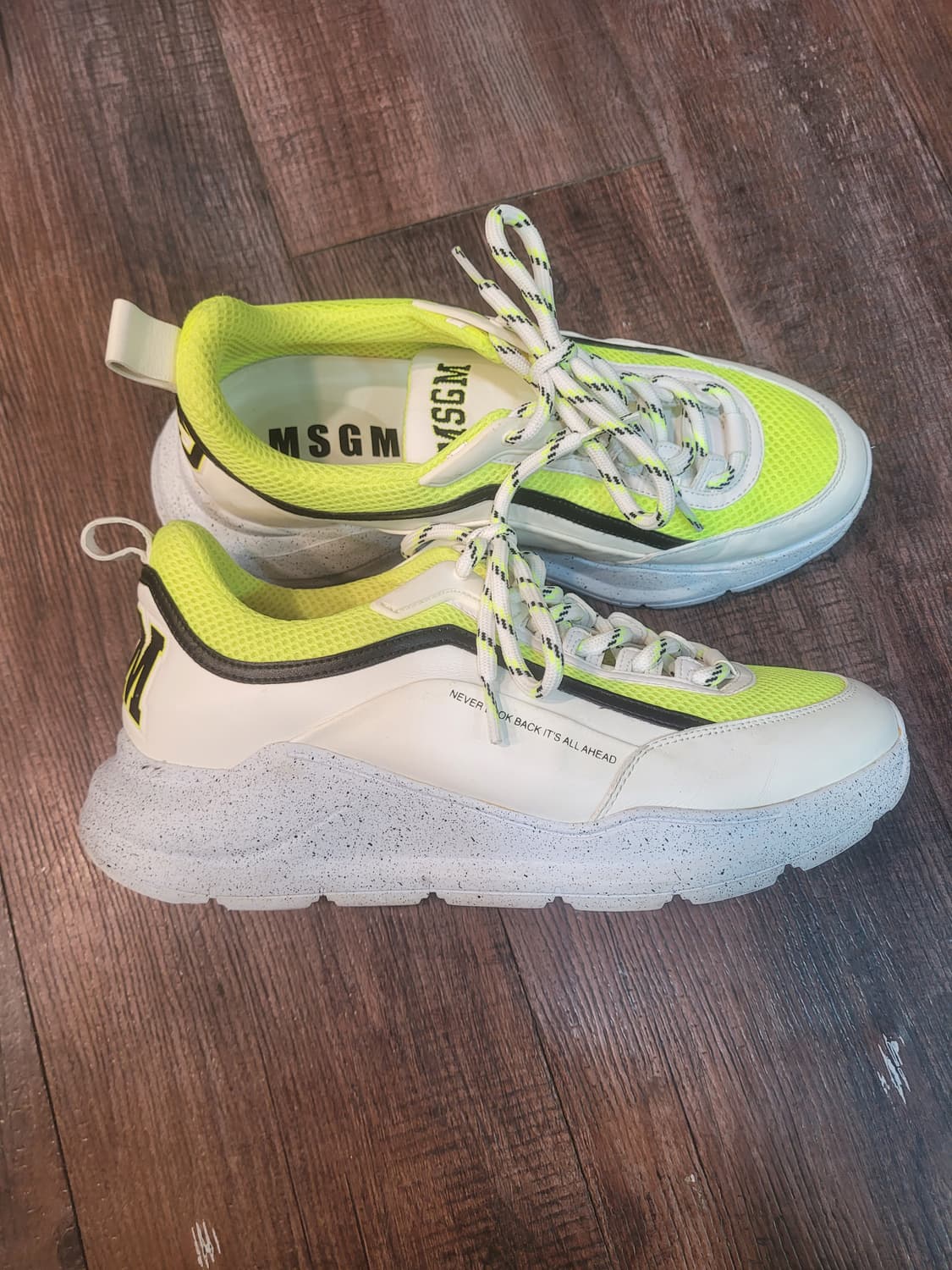 MSGM 네온 옐로우 청키 스니커즈 40 상품이미지3