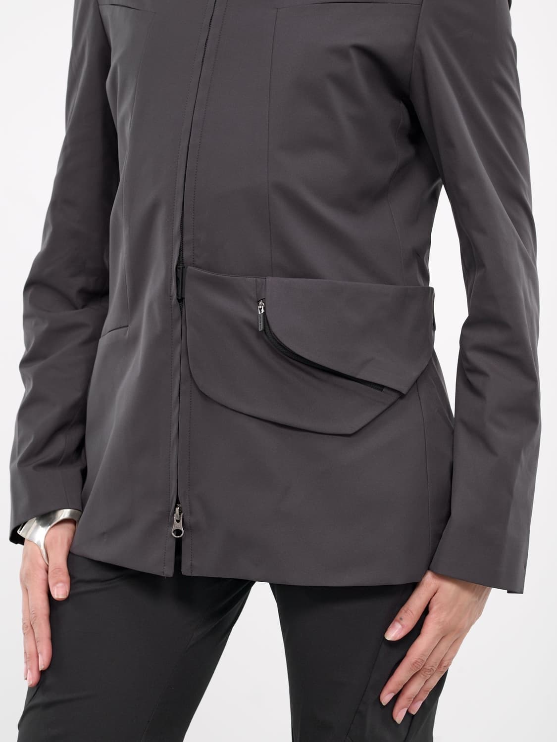 hyein seo WAIST BAG JACKET 다크그레이 상품이미지3