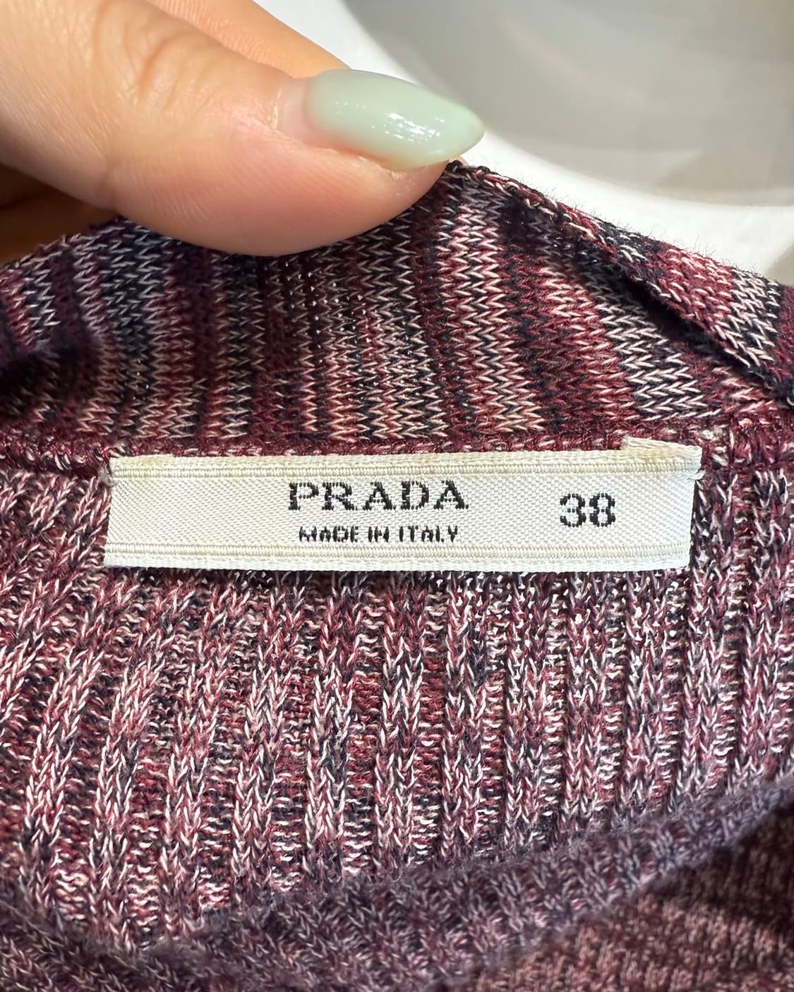 프라다 퍼플 슬림핏 니트 가디건  상품이미지8
