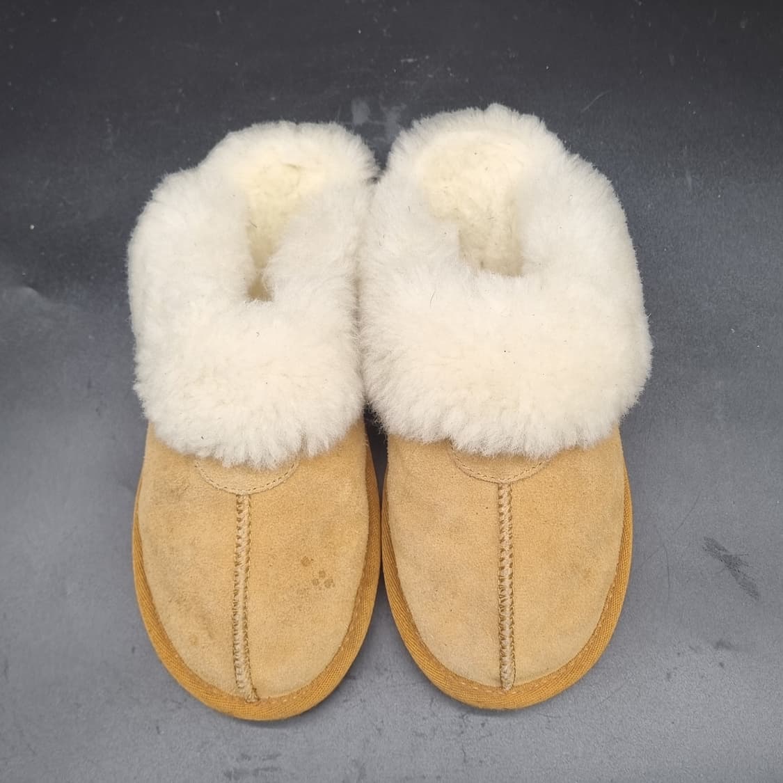 여성 털슬리퍼 38 240 상품이미지2