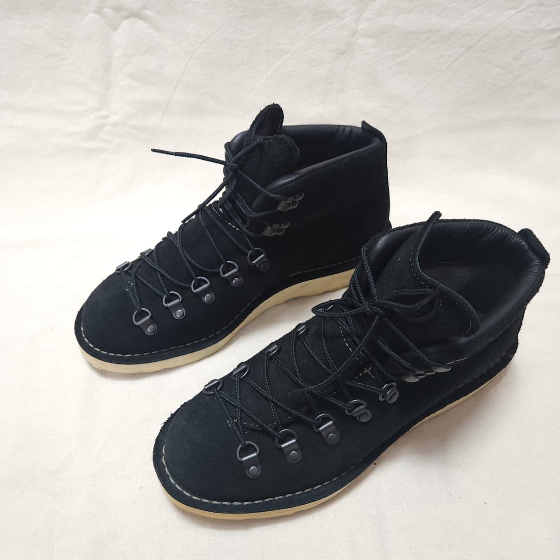 [260] Danner 마운틴 라이트 스웨이드 하이킹 부츠 상품이미지2