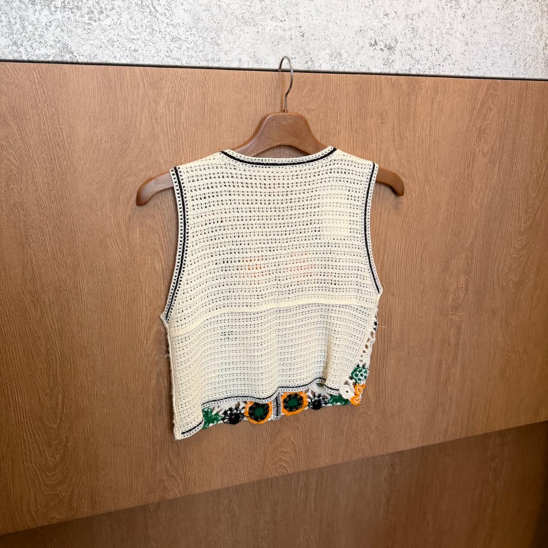 빈티지 브이넥 슬리브리스 니트 가디건 플라워 크로쉐 패턴 디테일 아이보리 상품이미지2