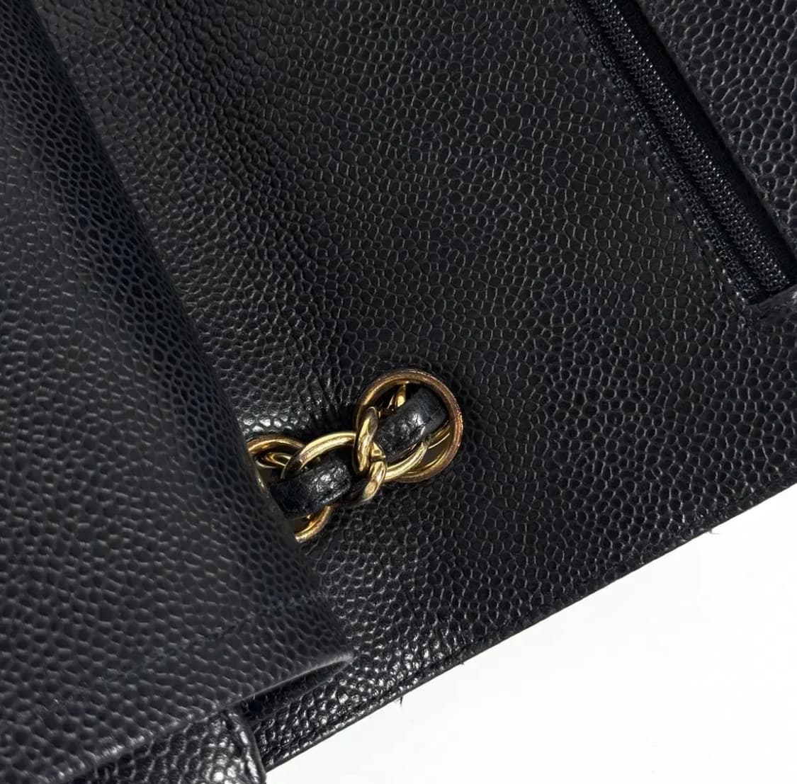 샤넬 캐비어 클래식 플랩백 맥시 27번대 A58601 상품이미지9