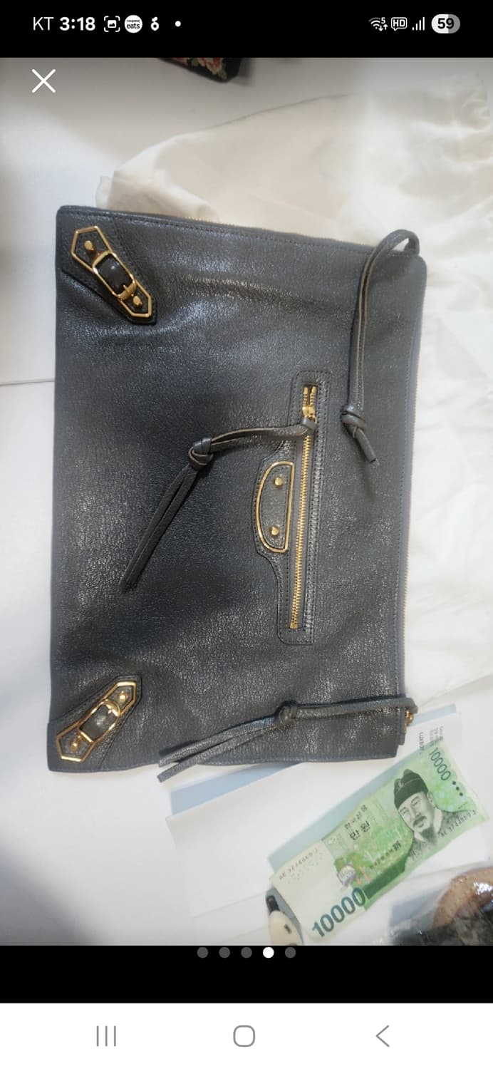 발렌시아가 클러치 상품이미지2