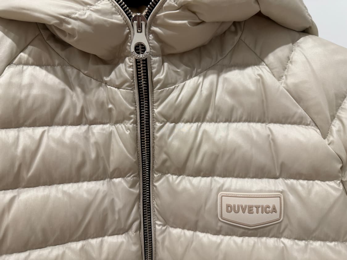 듀베티카 베르니아 반팔 다운 패딩 베이지 40 상품이미지10