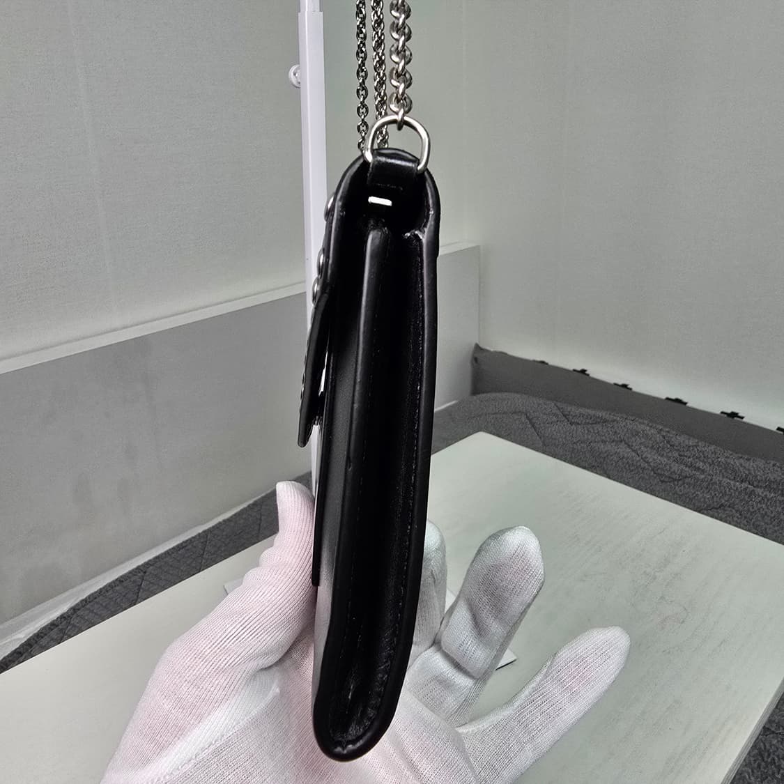 셀린느 블랙 체인 숄더백 상품이미지3