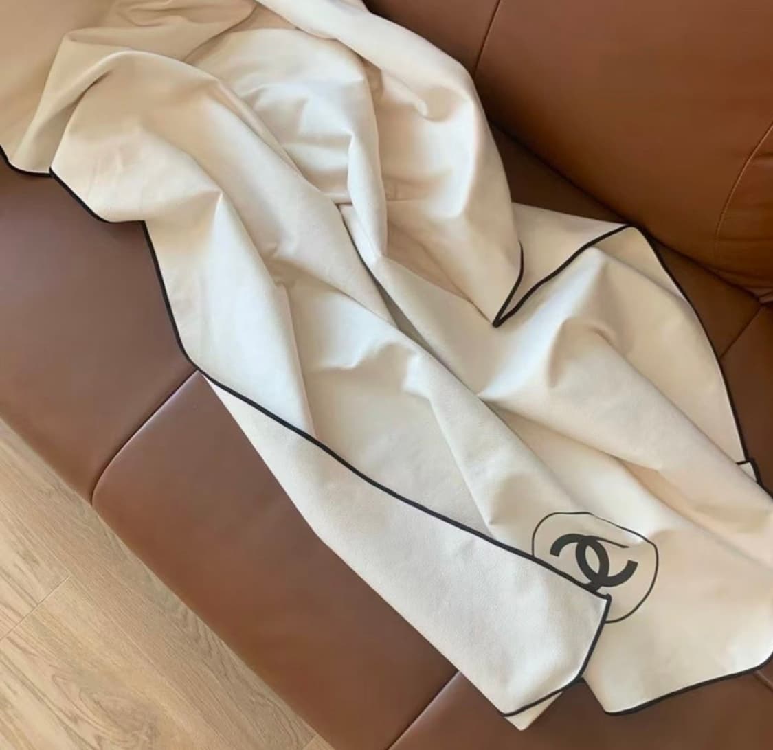 샤넬 뷰티 담요 상품이미지2