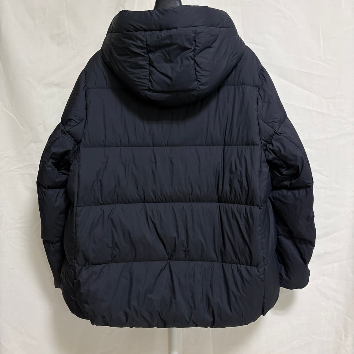 유니클로 울트라라이트다운 후드 경량패딩 / 블랙, L 상품이미지6