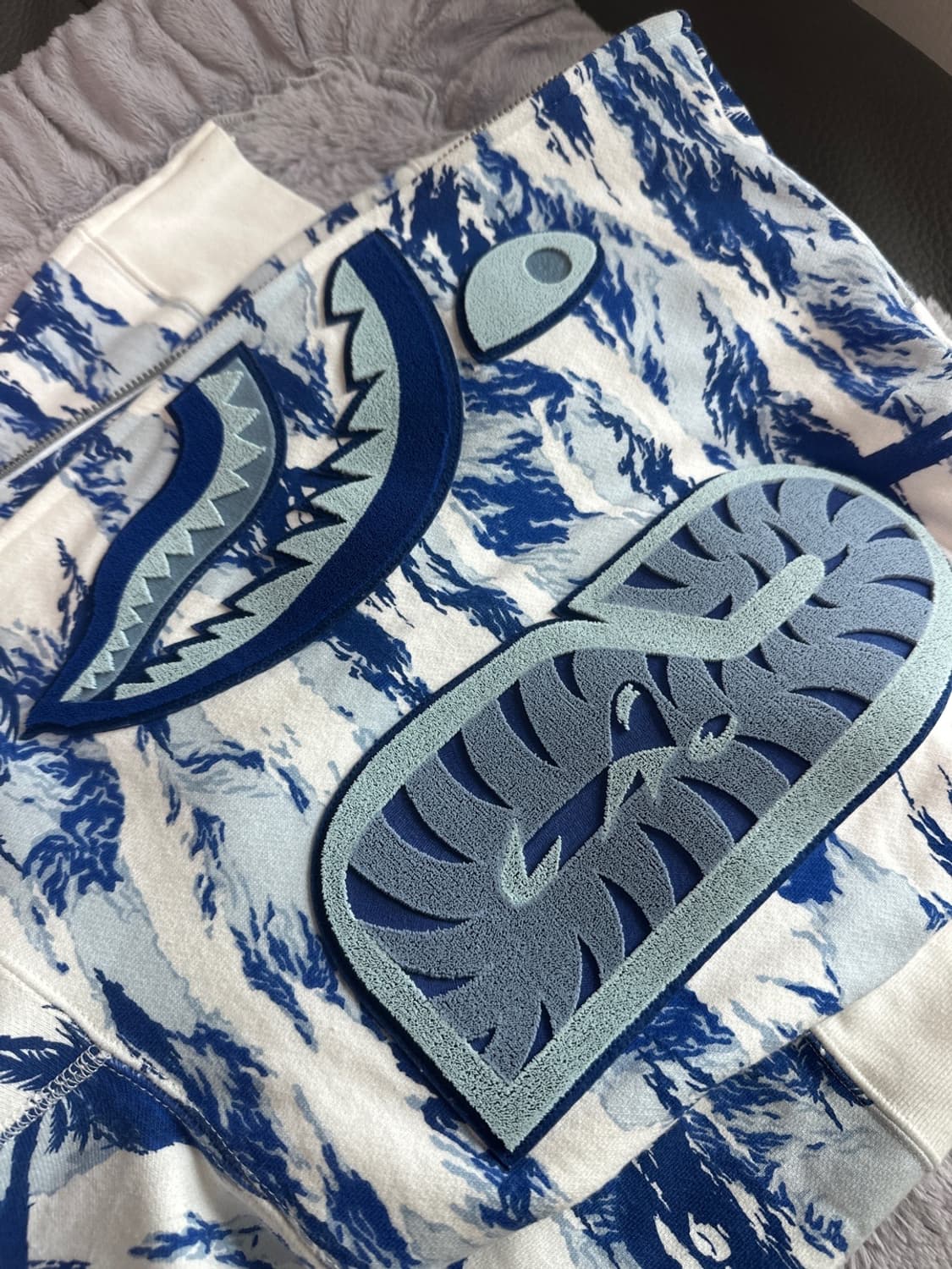 베이프 샤크 팜트리 L 상품이미지2