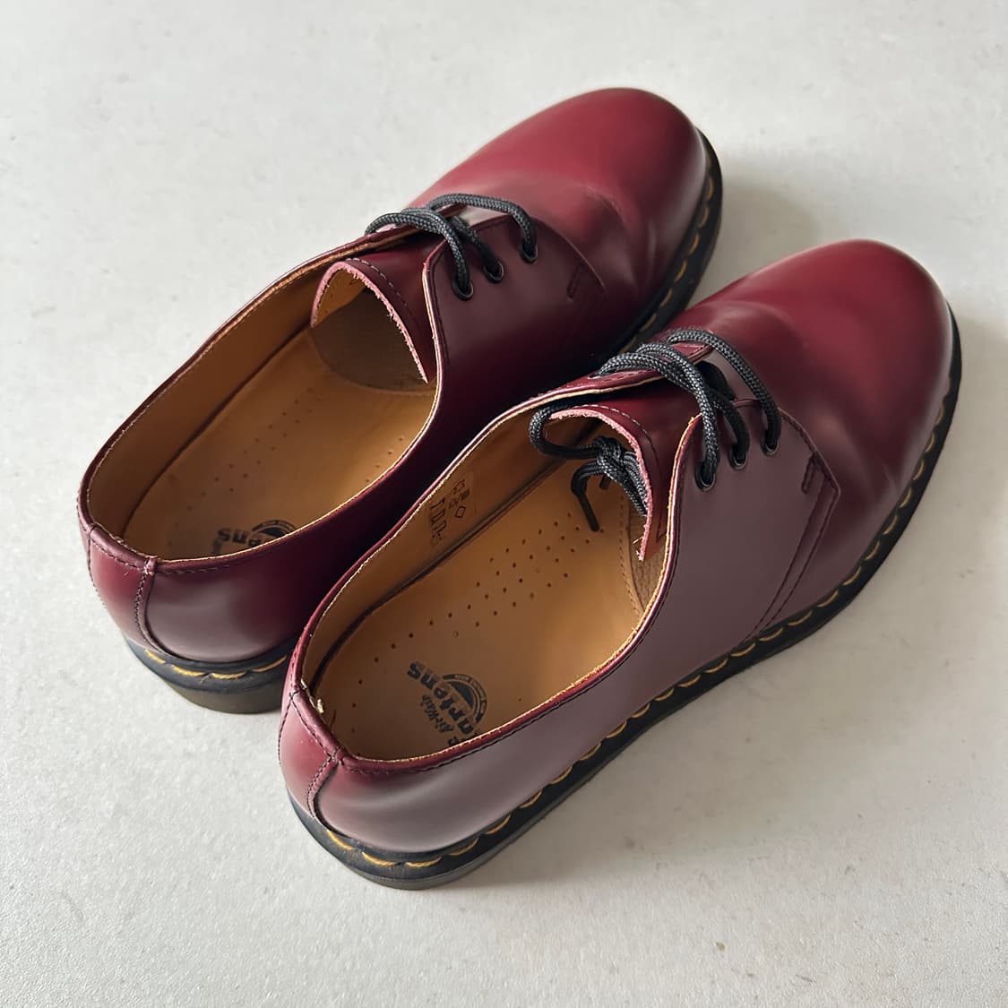 닥터마틴 1461 체리레드 3홀 UK7 상품이미지3
