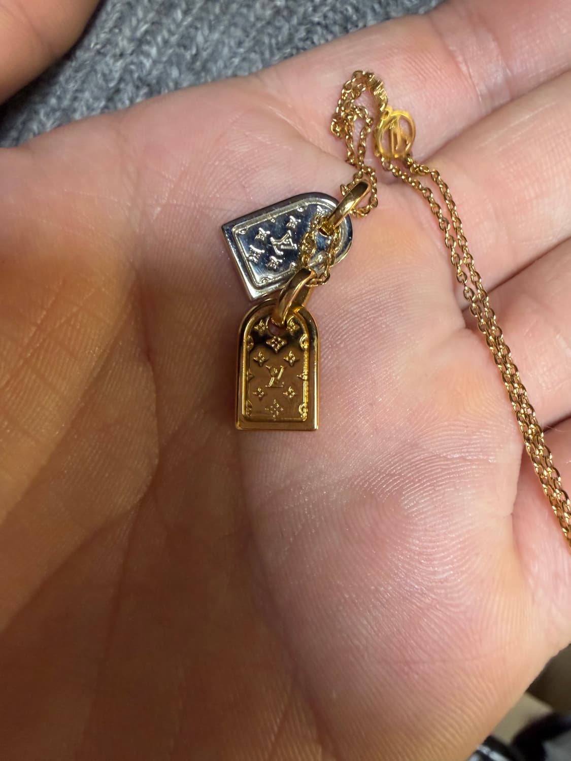 루이비통 나노그램 목걸이 상품이미지4