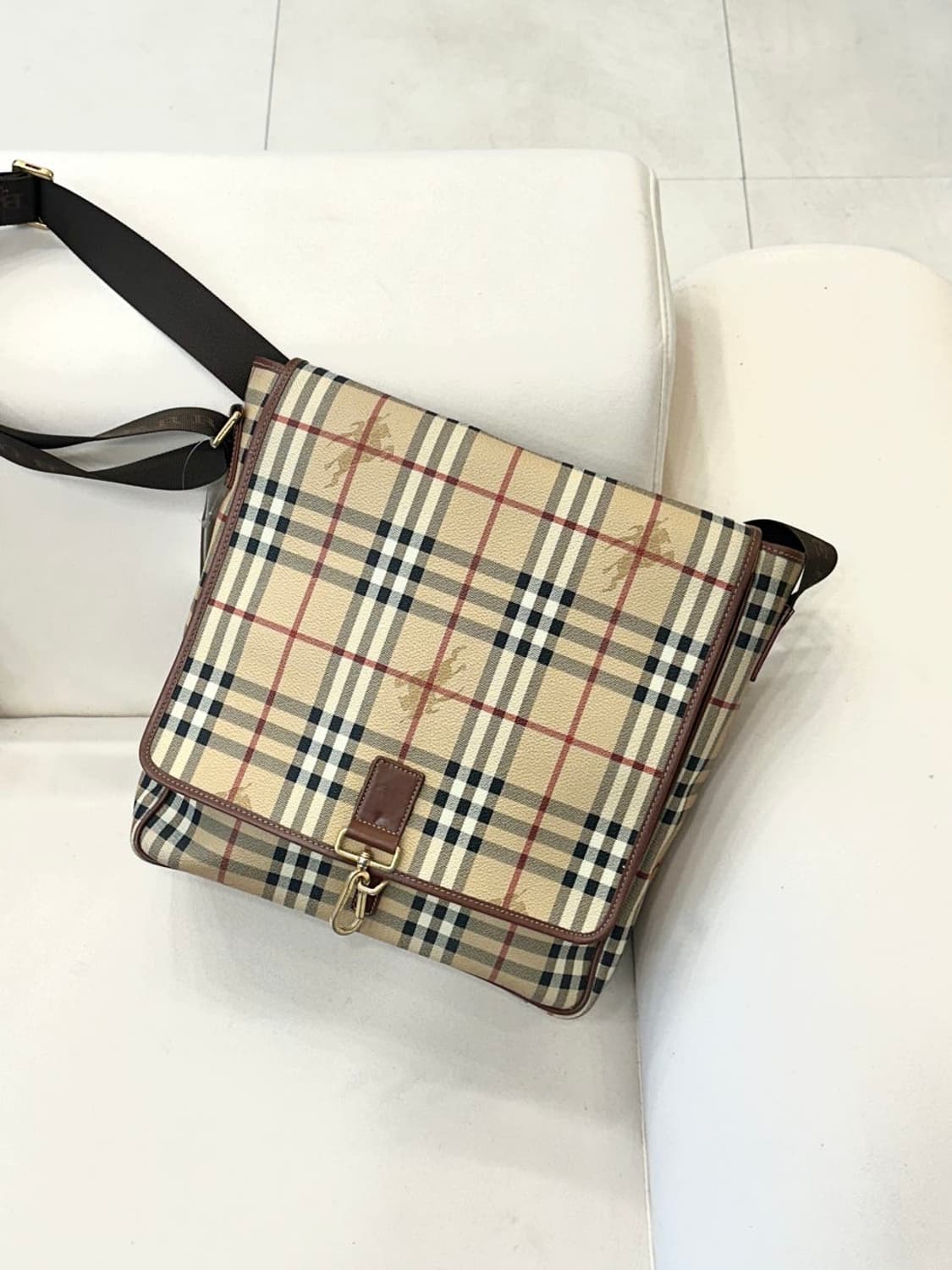 버버리 노바체크 빈티지 플랩 크로스백 (정품) 상품이미지1