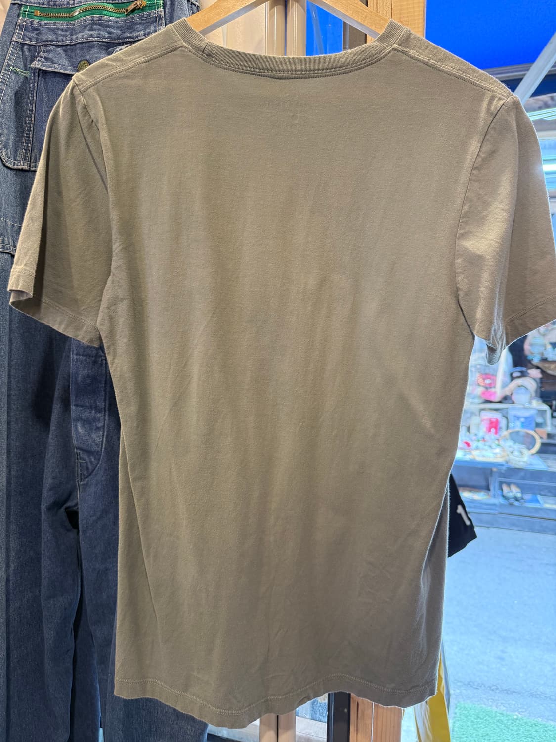 나이키 카키 반팔 티셔츠 상품이미지3
