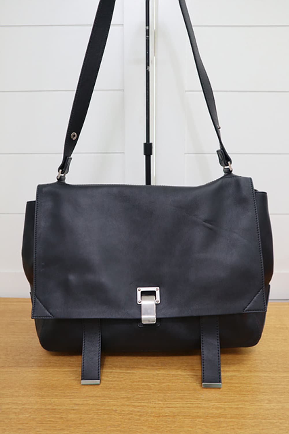 proenza schouler 프로엔자슐러 가죽 숄더백 상품이미지2