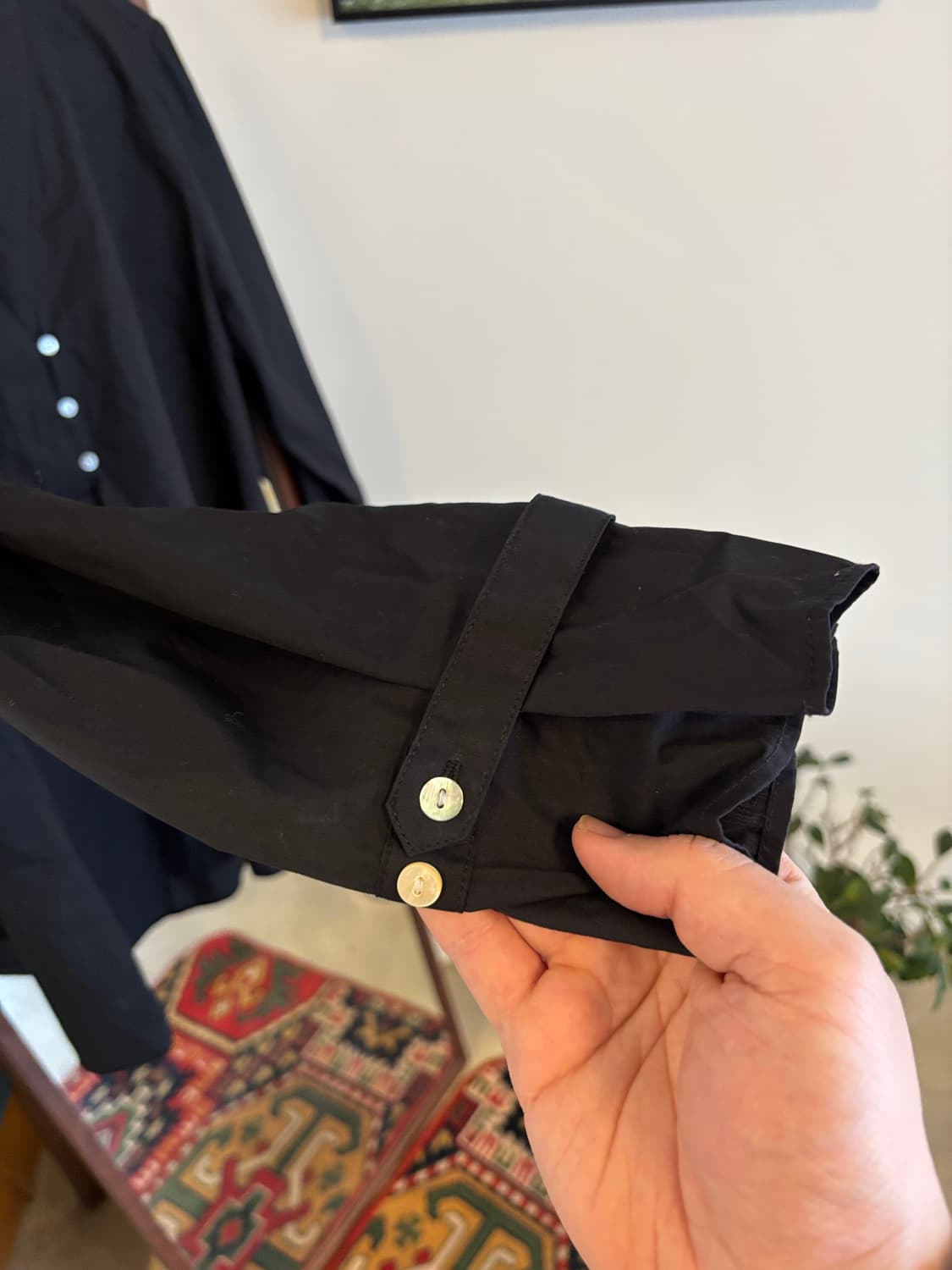 자라 ZARA 블랙 오버핏셔츠 상품이미지3