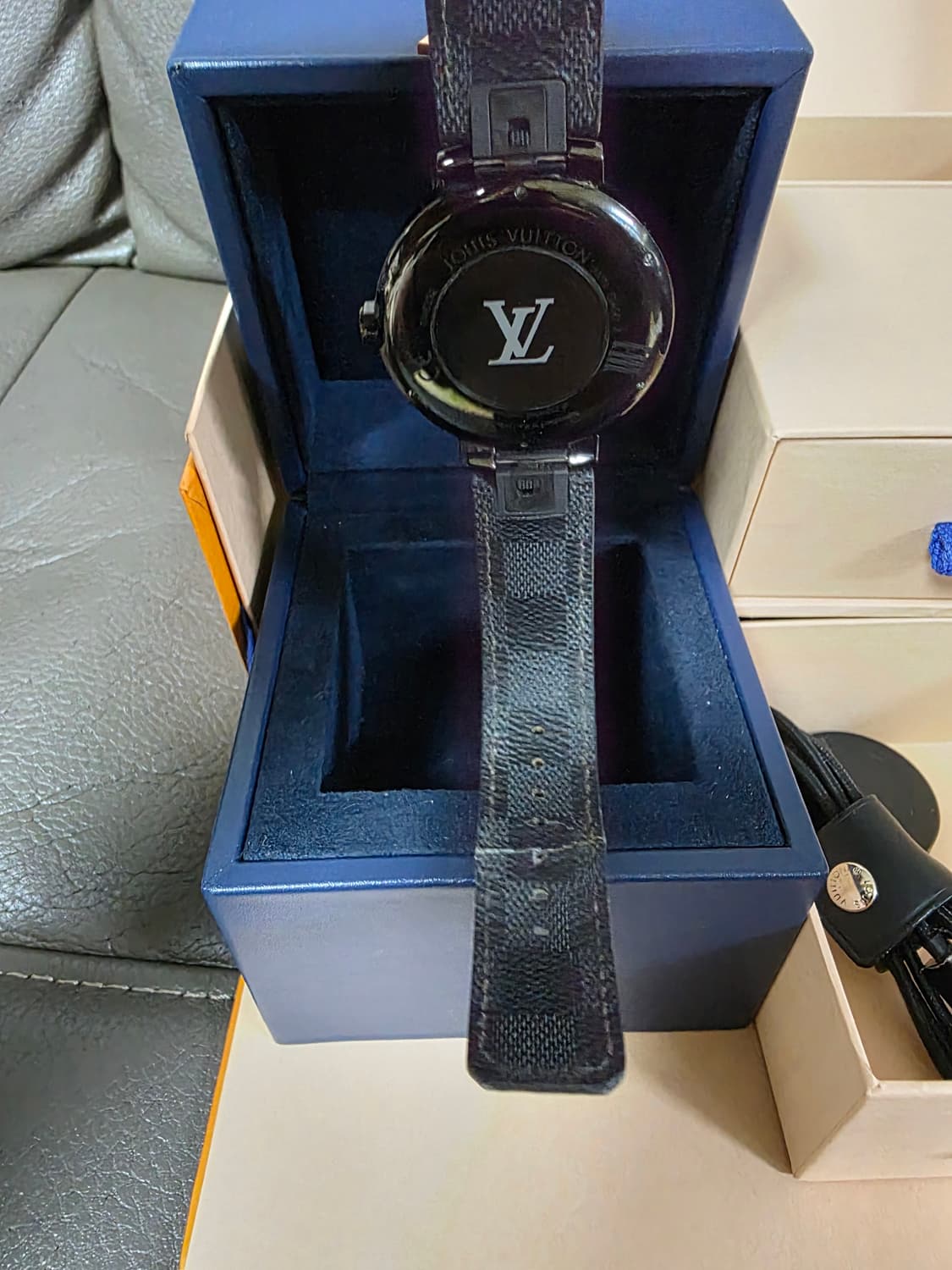 정품 루이비통 스마트워치 v1 수리용,부품용 팝니다 상품이미지6