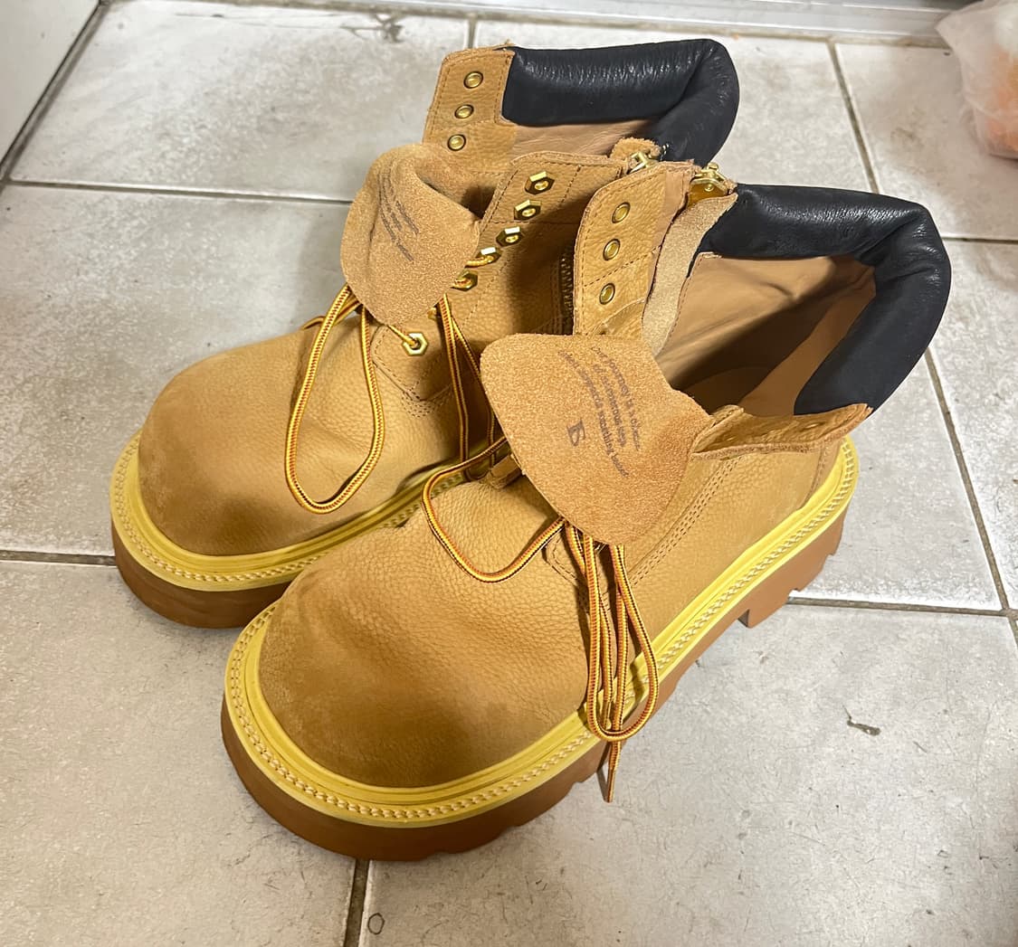 쏘우레슈어 벨루가270 상품이미지2