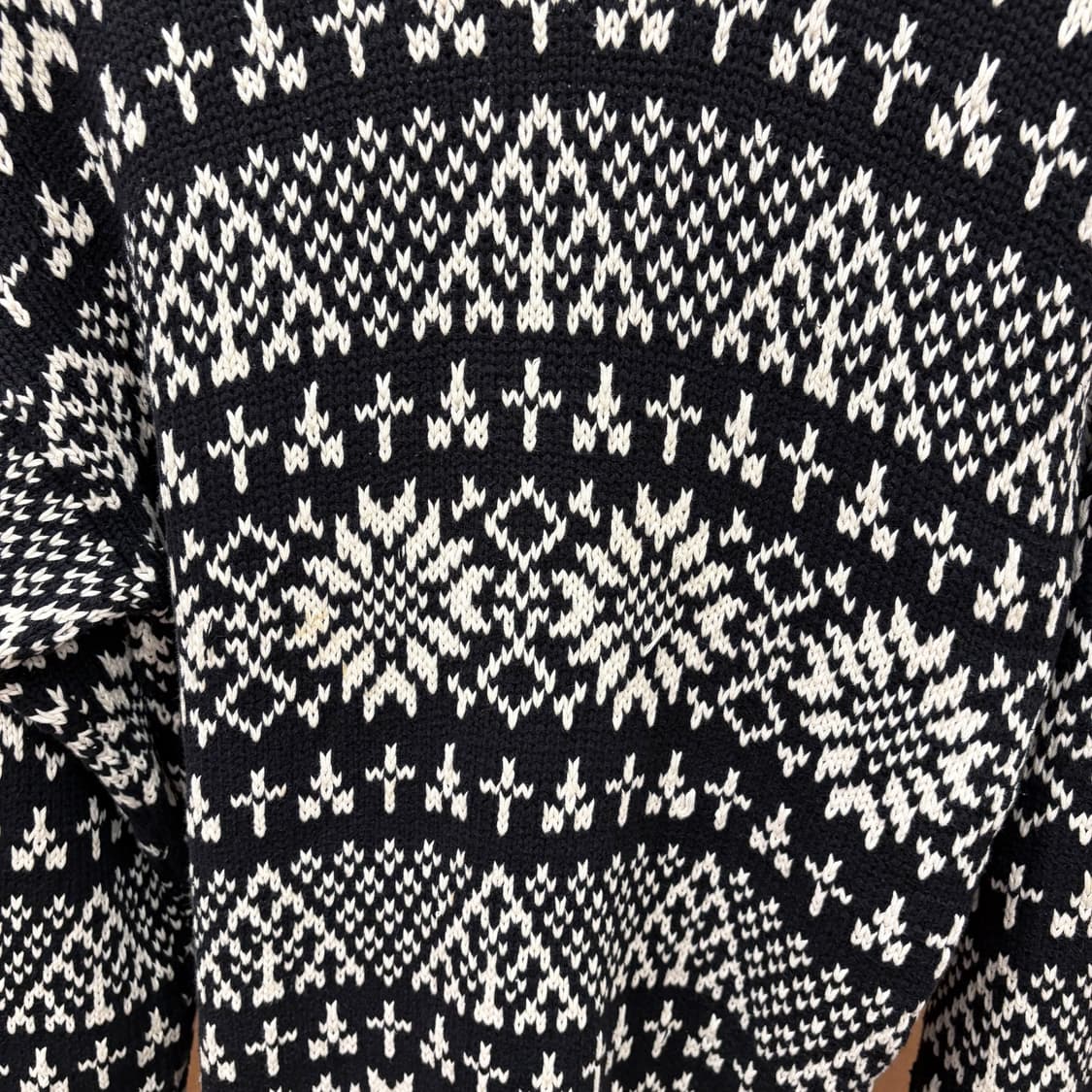 갭 라운드넥 긴팔 코튼 니트 페어아일 노르딕 패턴 디테일 블랙 아이보리 상품이미지6