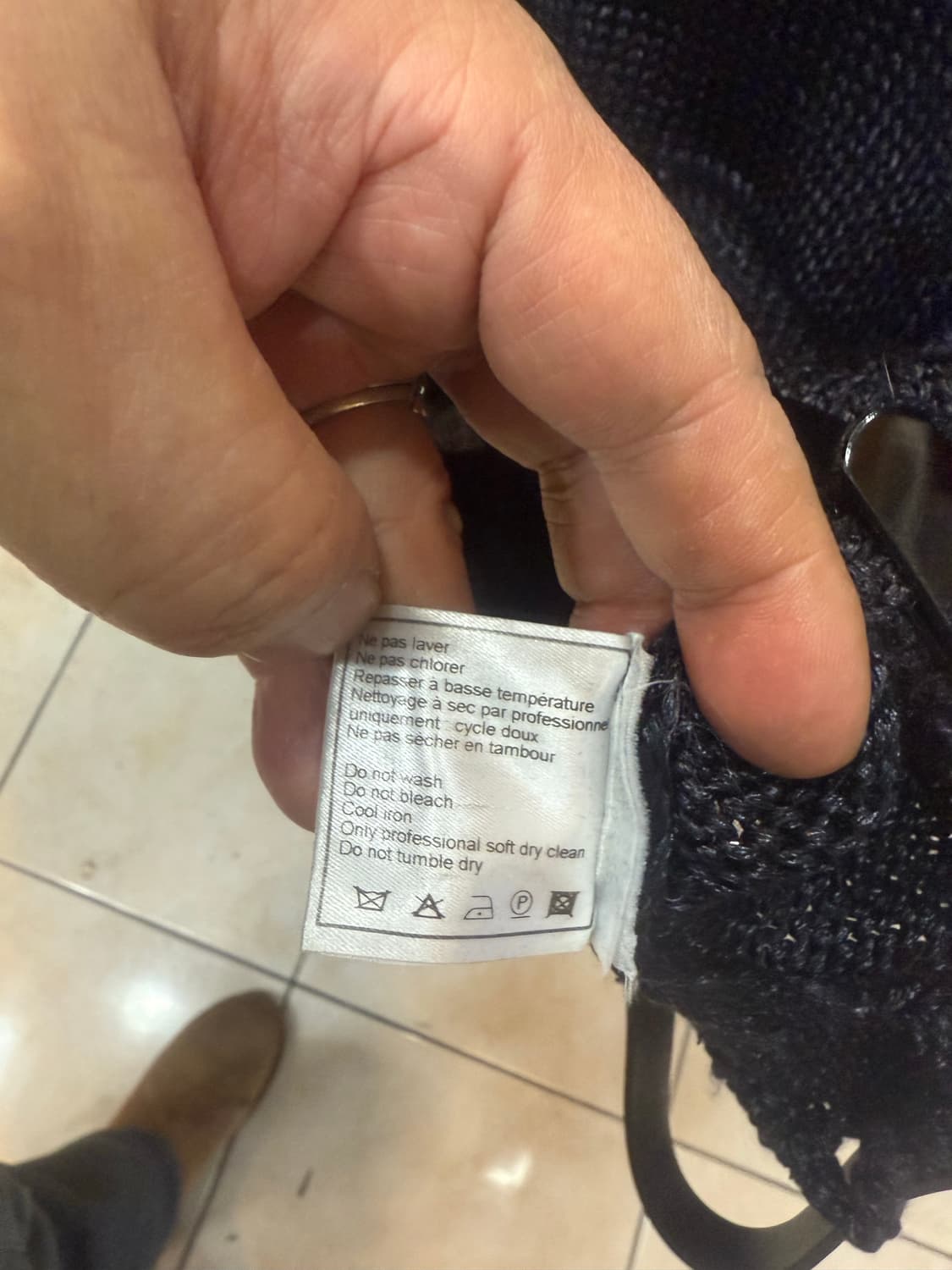 38/44-55 정품 샤넬 실크 니트 팝니다 상품이미지5