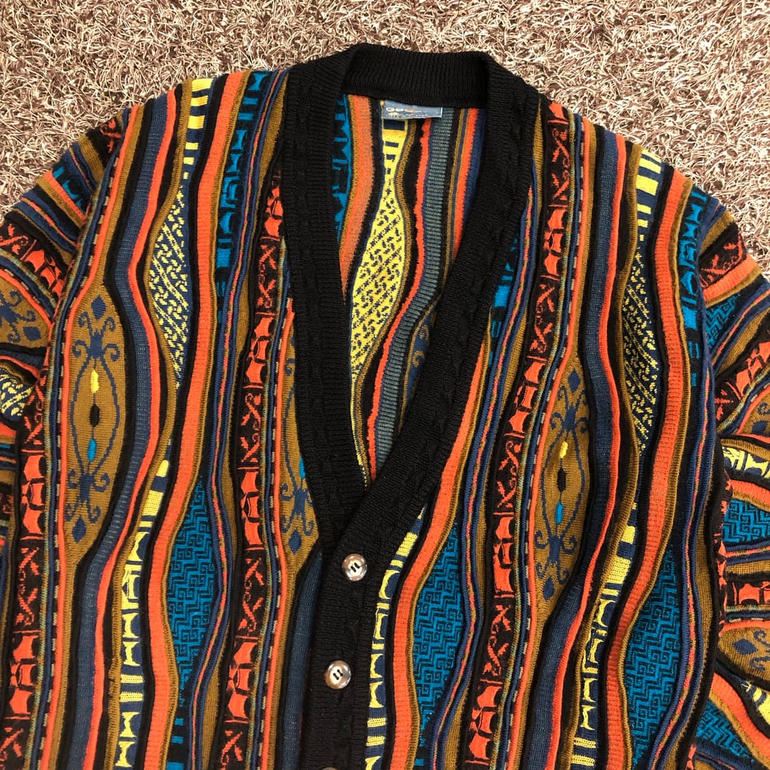 GEOCU 게오쿠 멀티컬러 울 가디건  상품이미지2