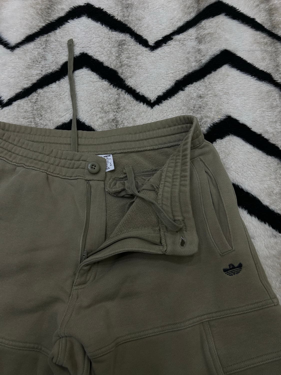 [M]아디다스 헤비웨이트 카고 트레이닝 팬츠/옅은카키 상품이미지5